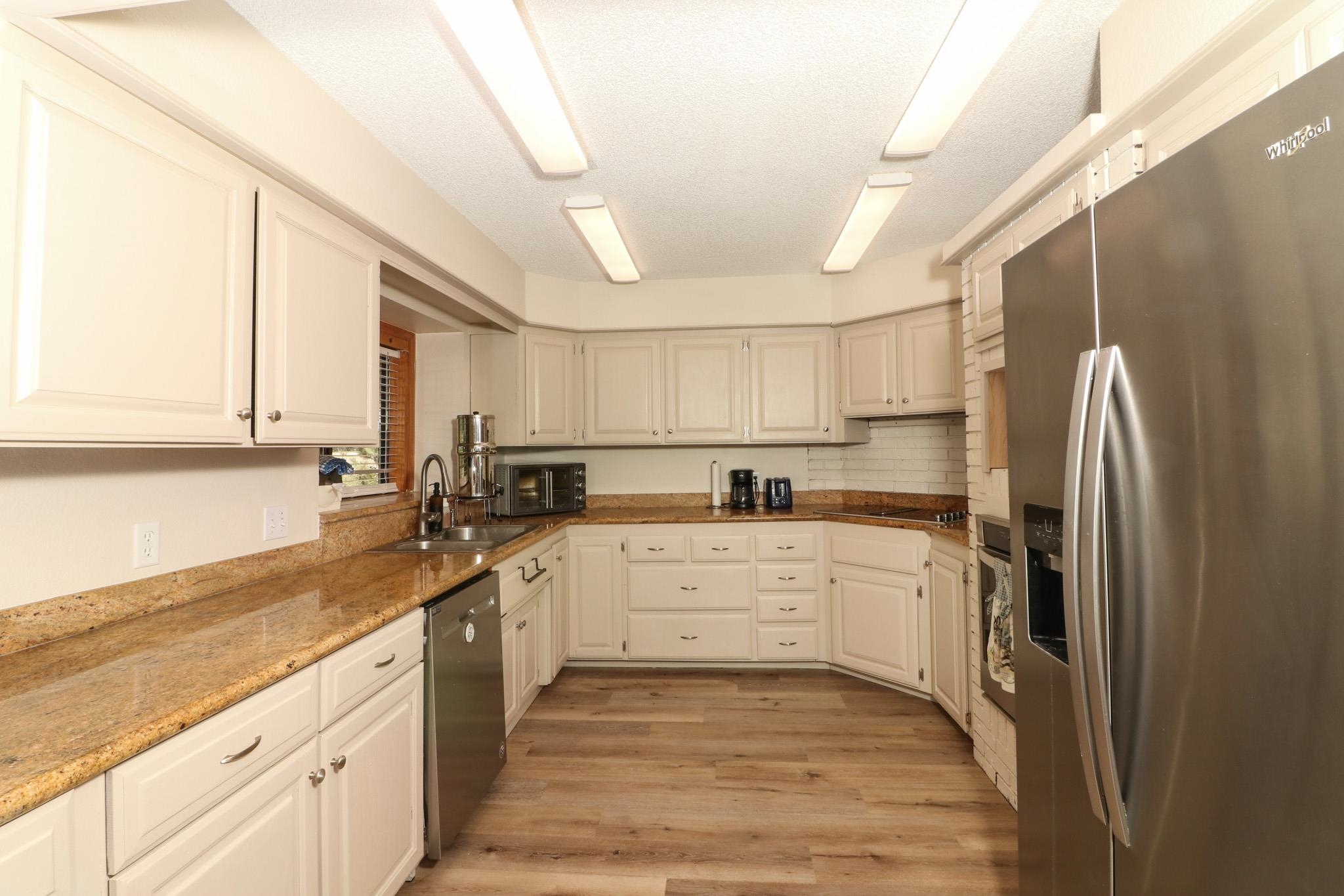 2579 H 3/4 Road Property Photo 9
