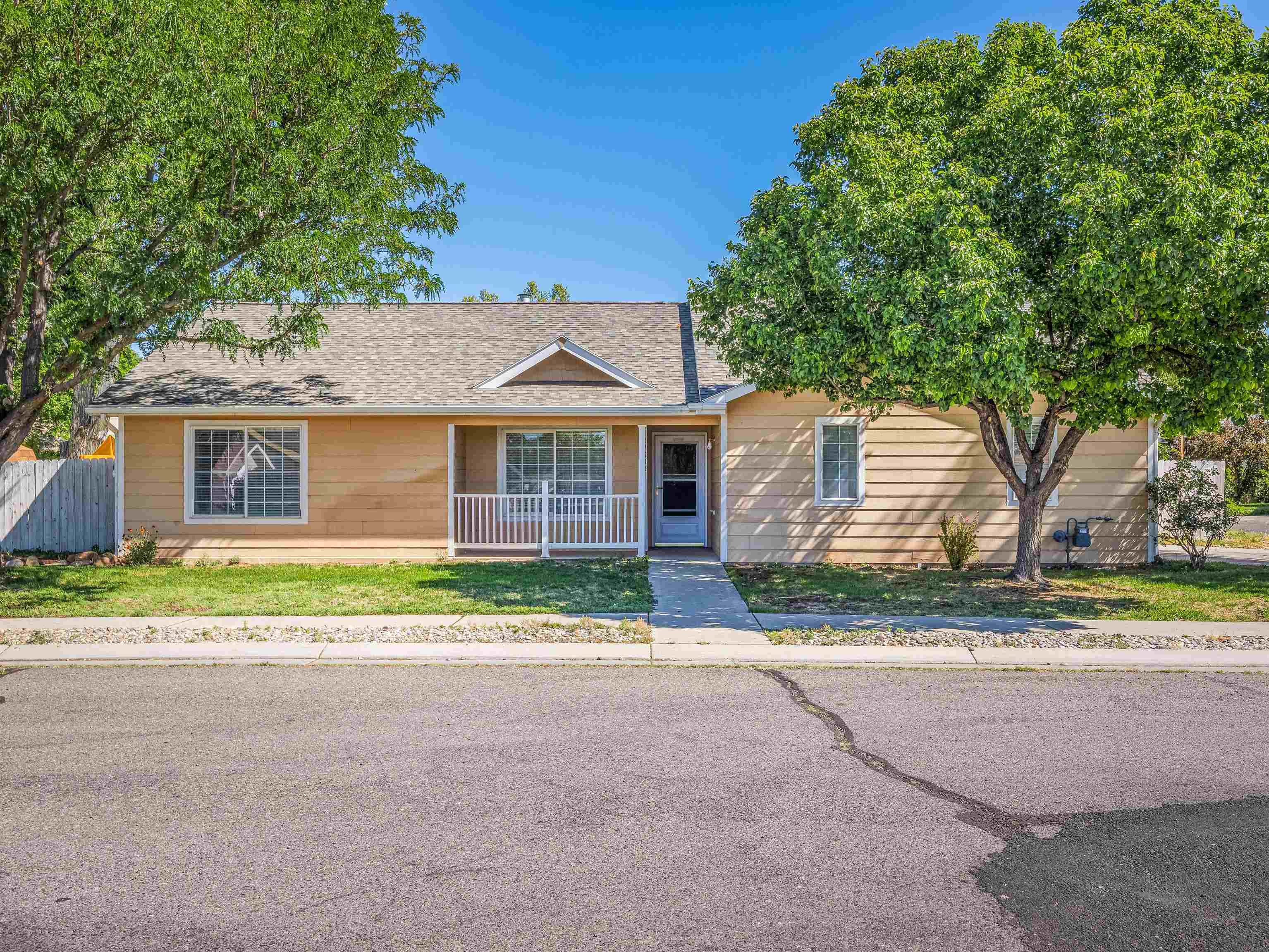 2980 1/2 Redbud Court
