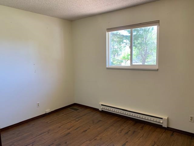 570 Sw 2nd Court Property Photo 9