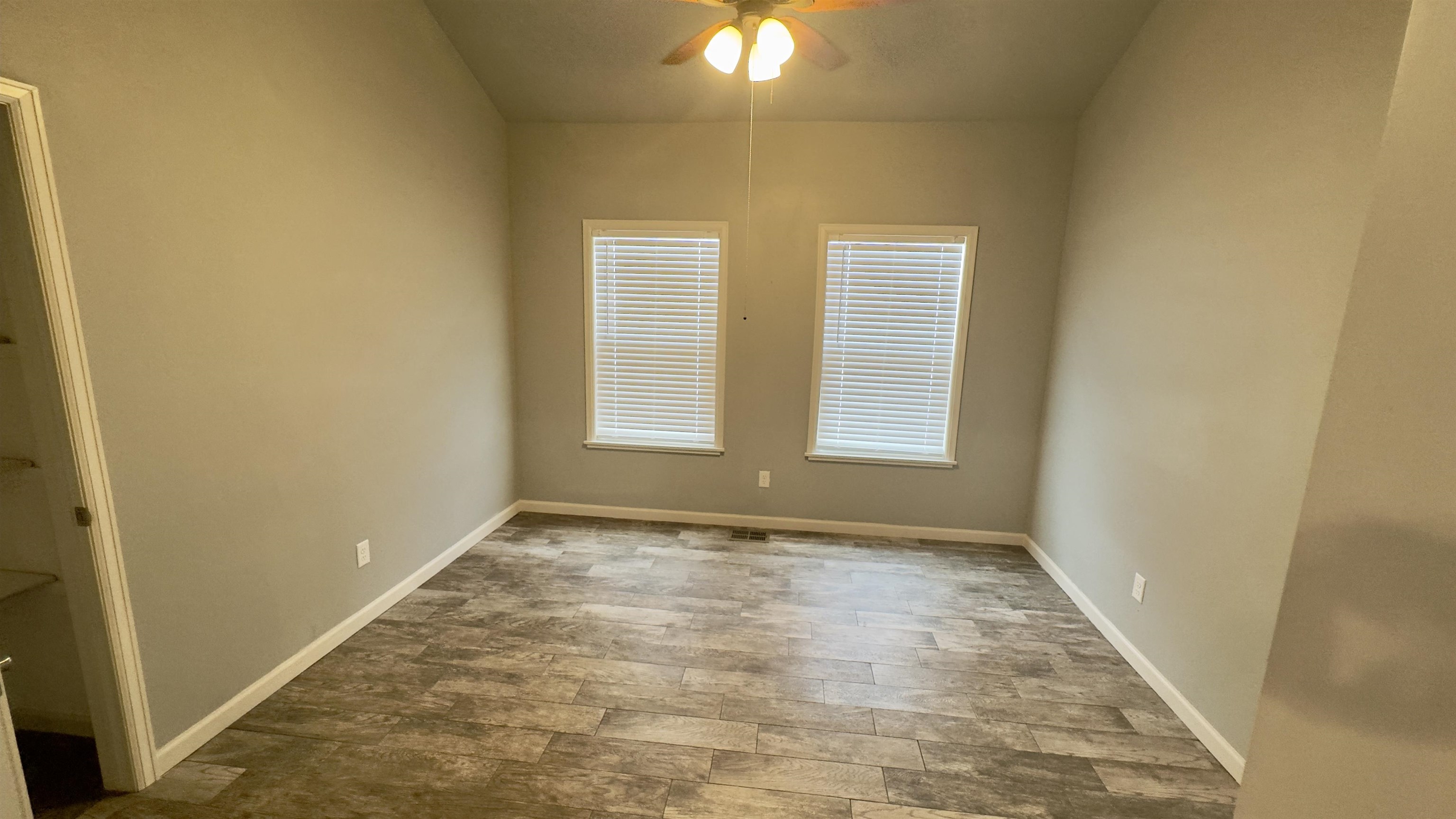 2940 Braxton Court Property Photo 25