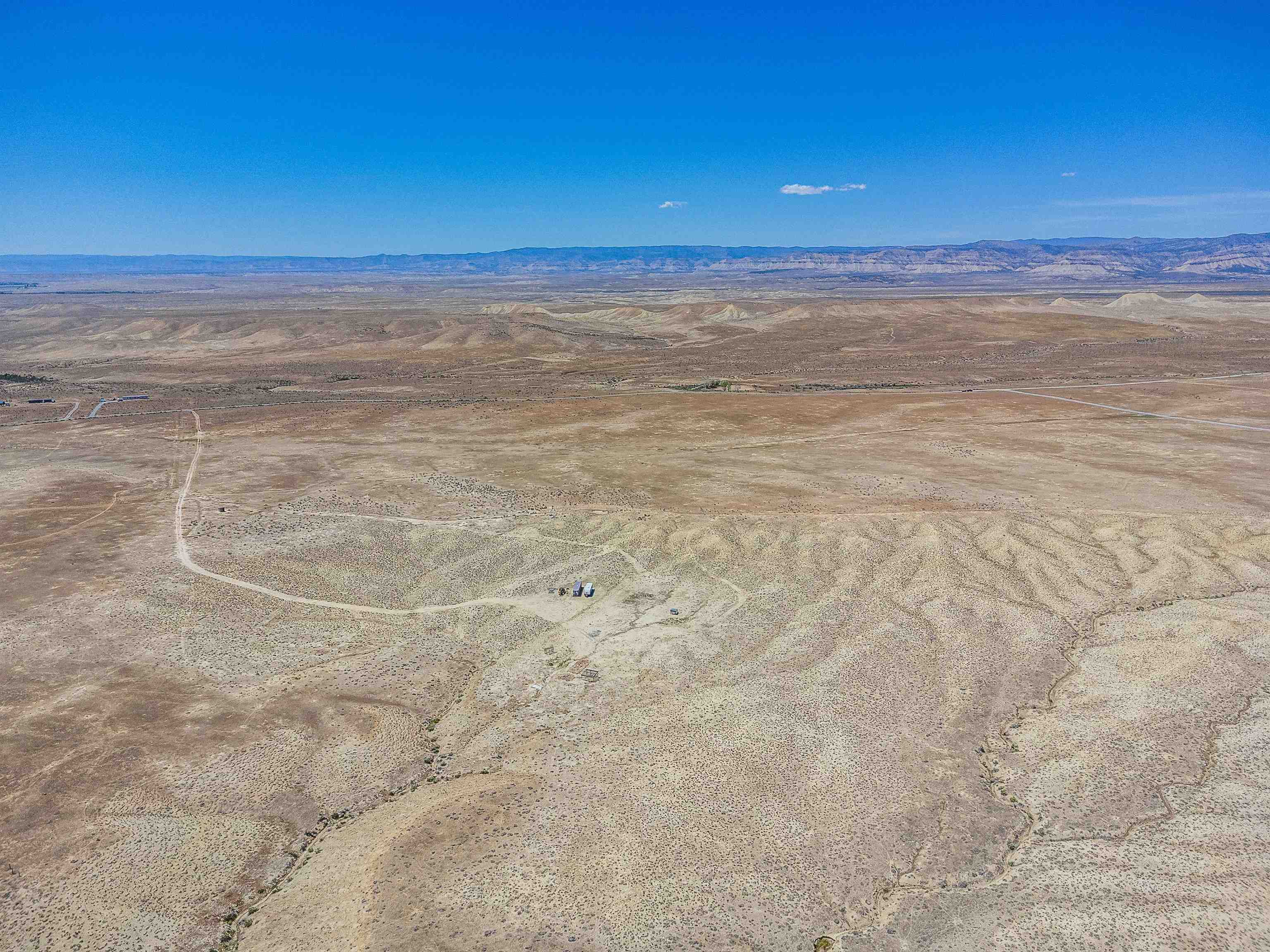 2076 16 Road Property Photo 14