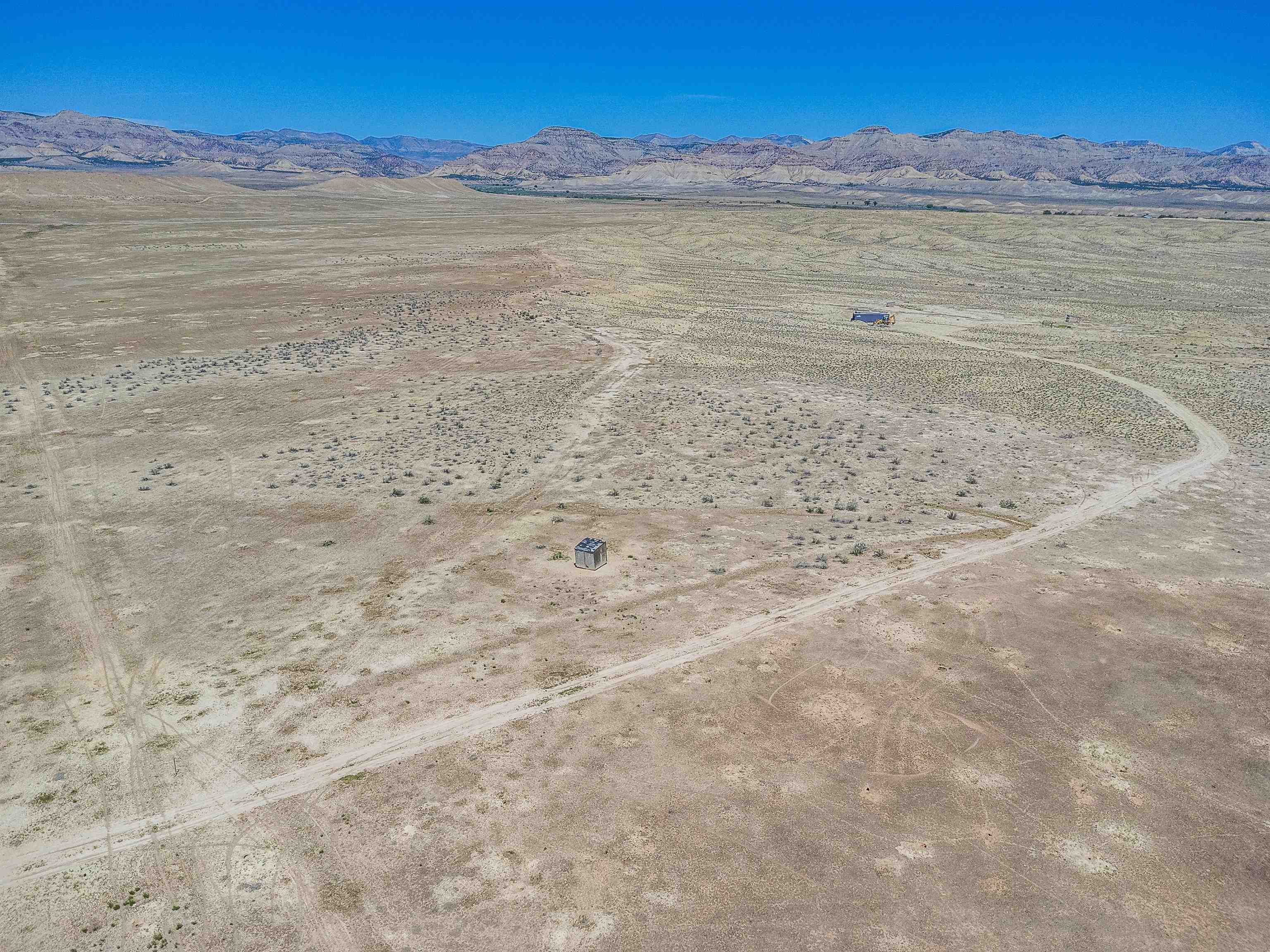 2076 16 Road Property Photo 27