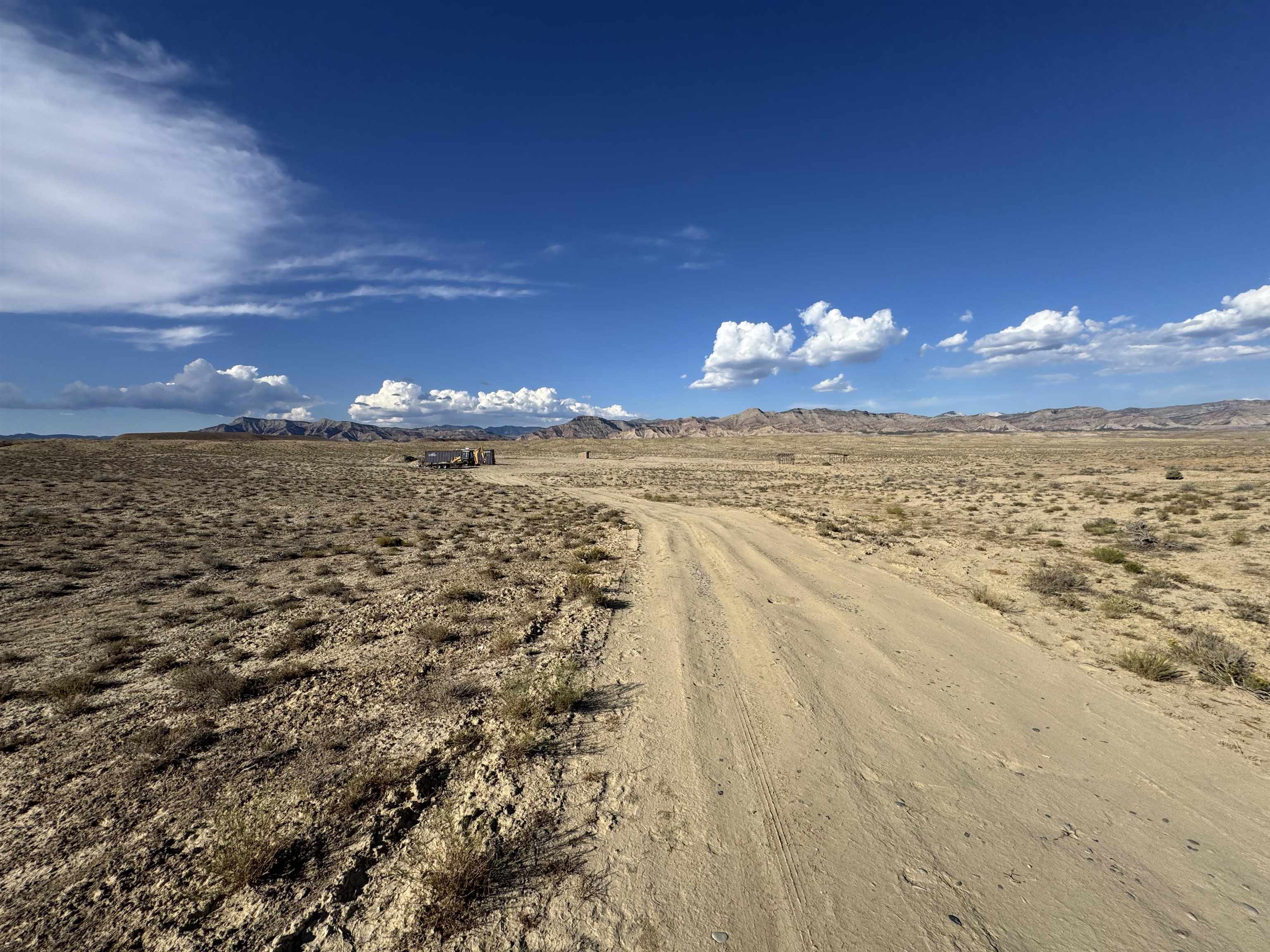 2088 16 Road Property Photo 9