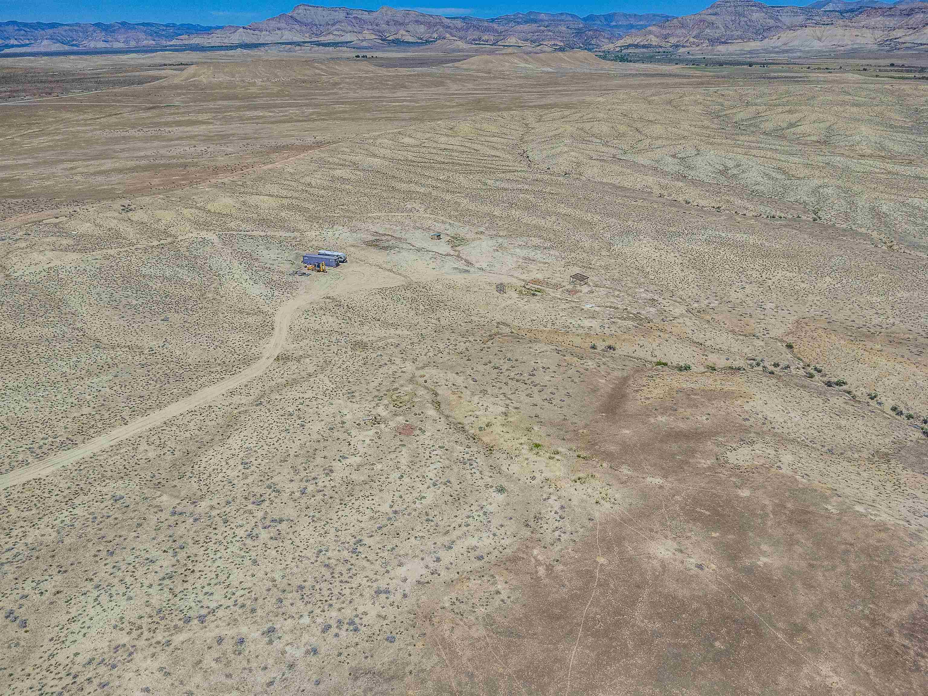 2088 16 Road Property Photo 32