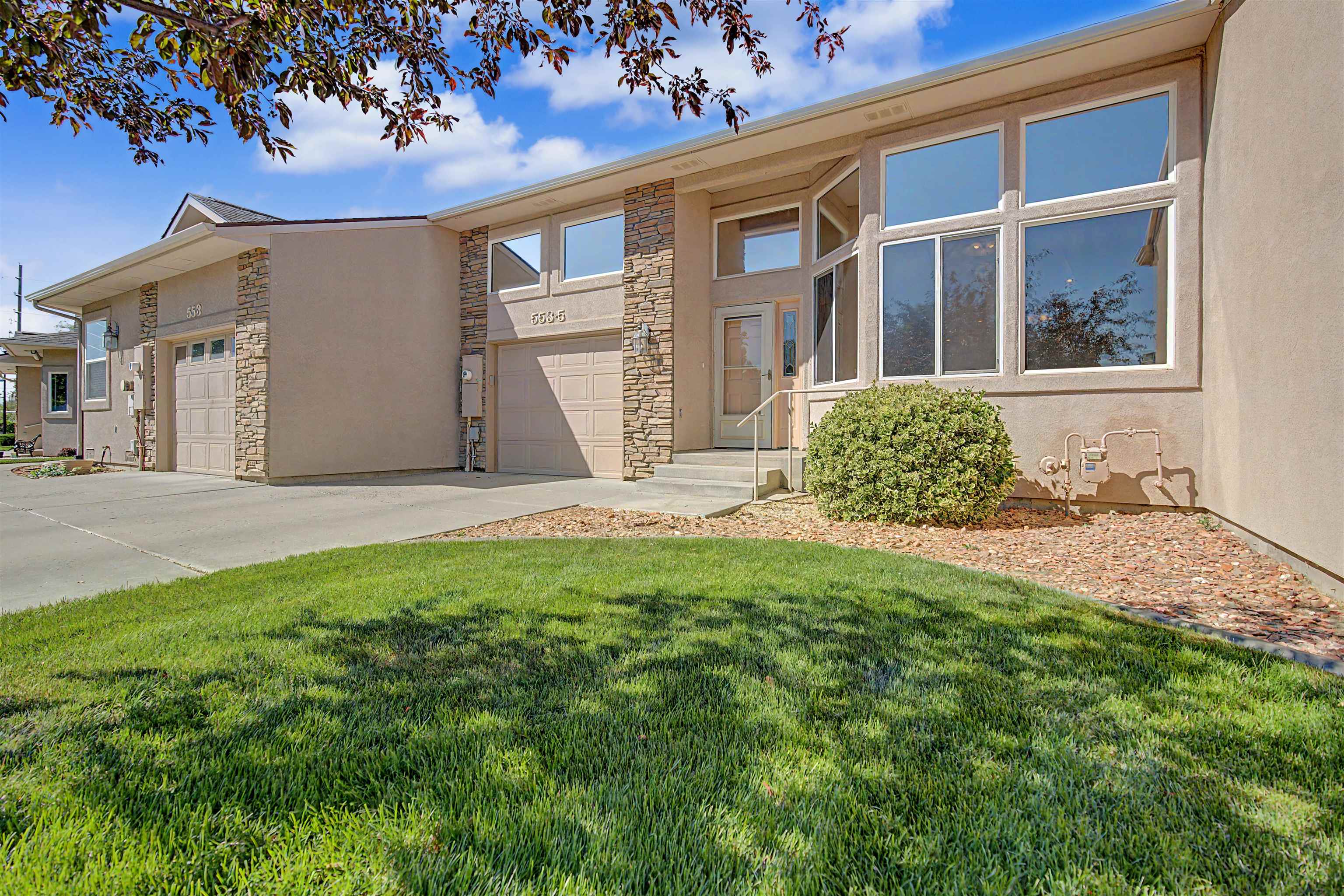 553 1/2 Garden Grove Court