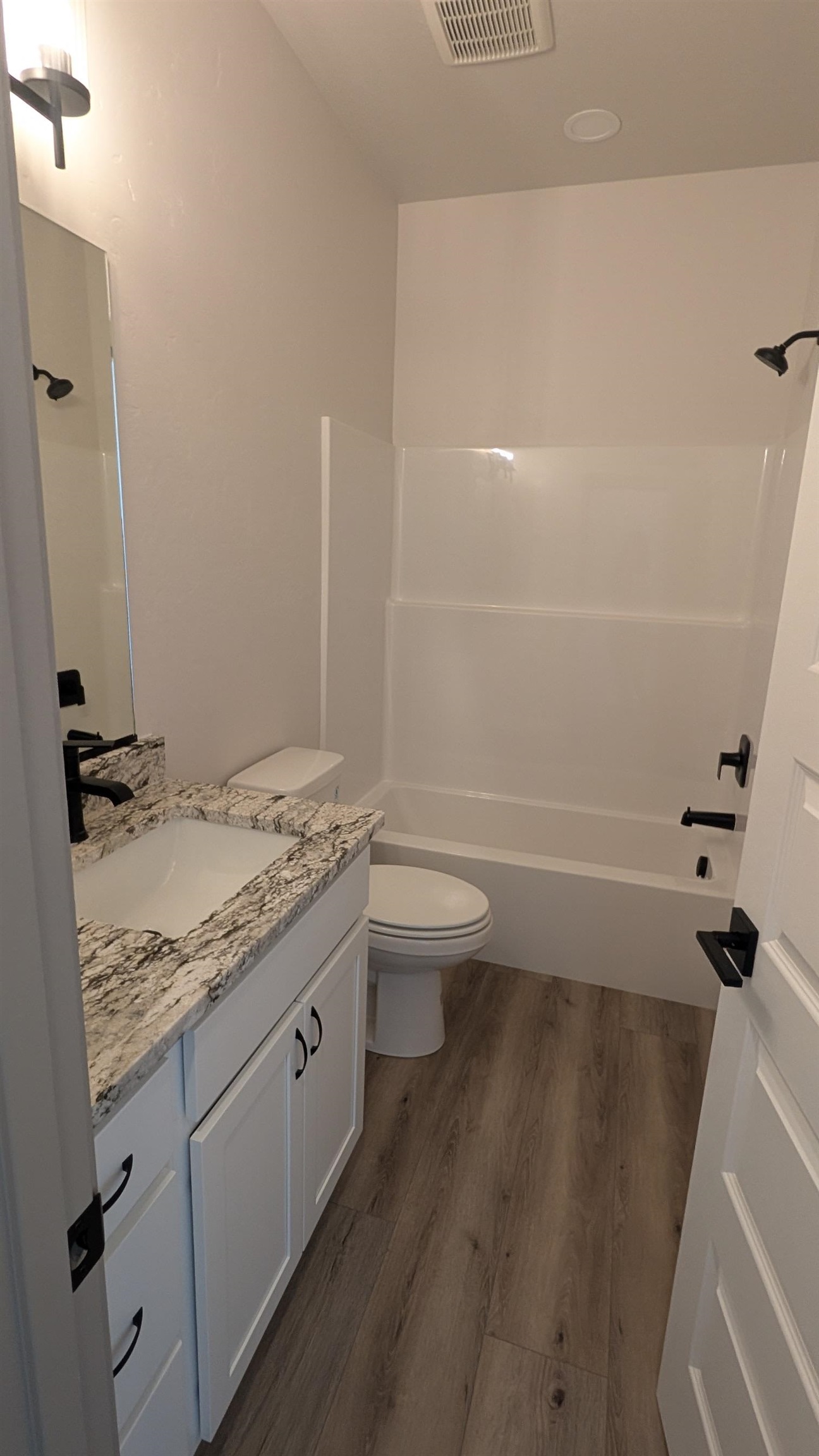 2456 Hamilton Road Property Photo 17