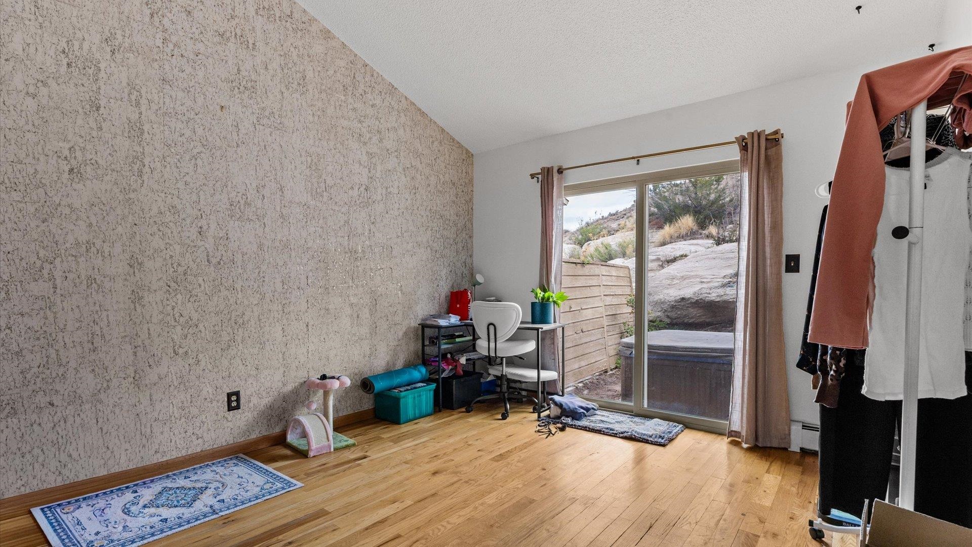 385 Explorer Court Property Photo 18