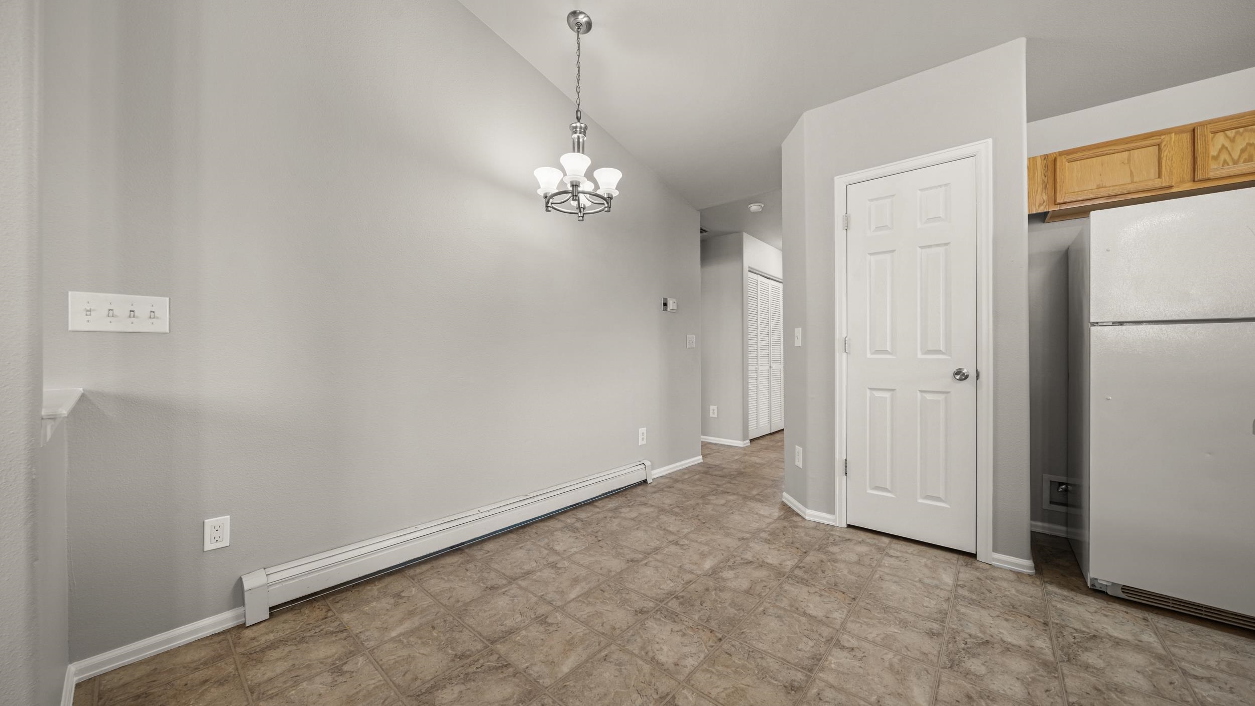 1142 E Carolina Avenue Property Photo 6