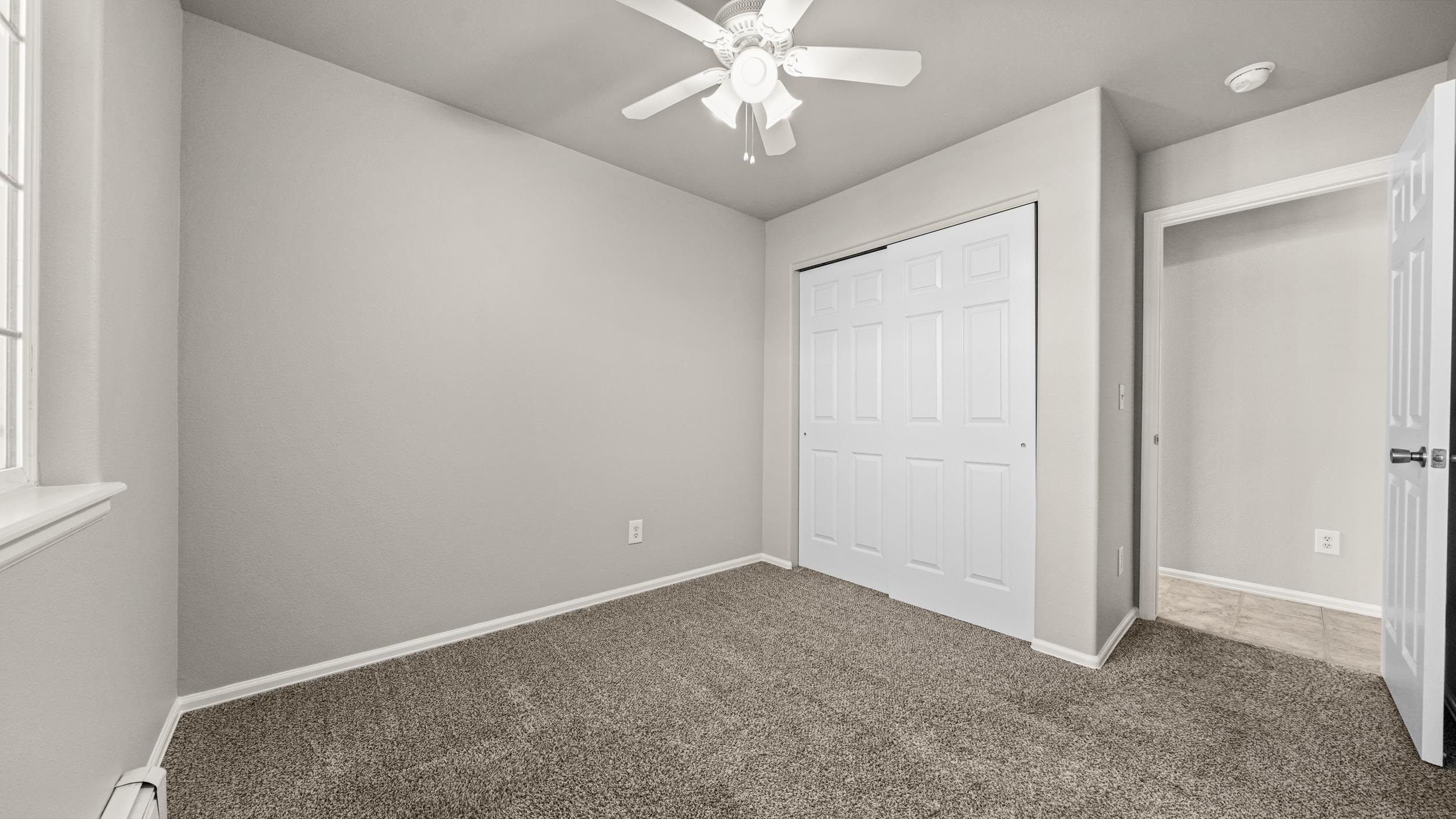 1142 E Carolina Avenue Property Photo 15