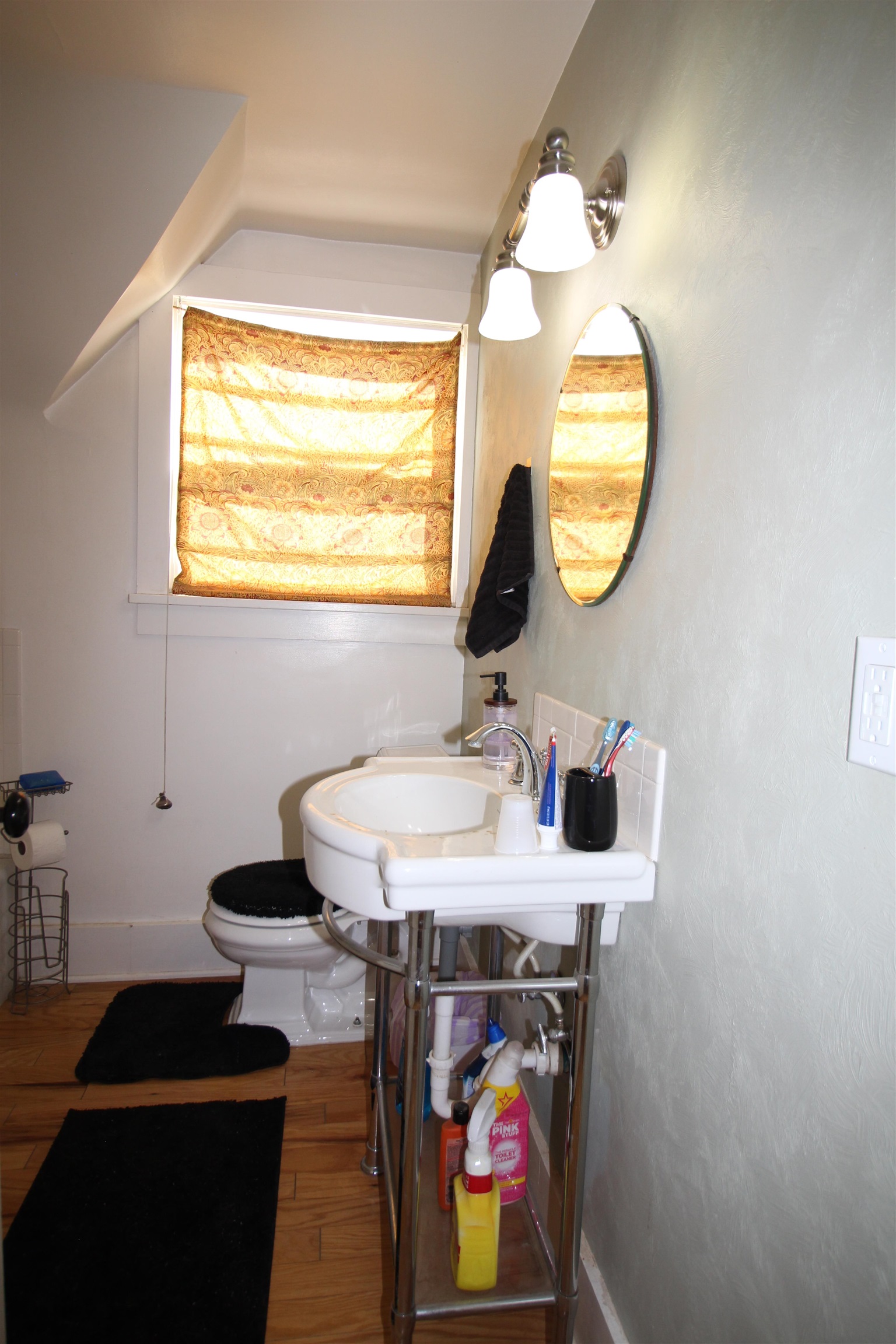 1150 E 7th Street Property Photo 20