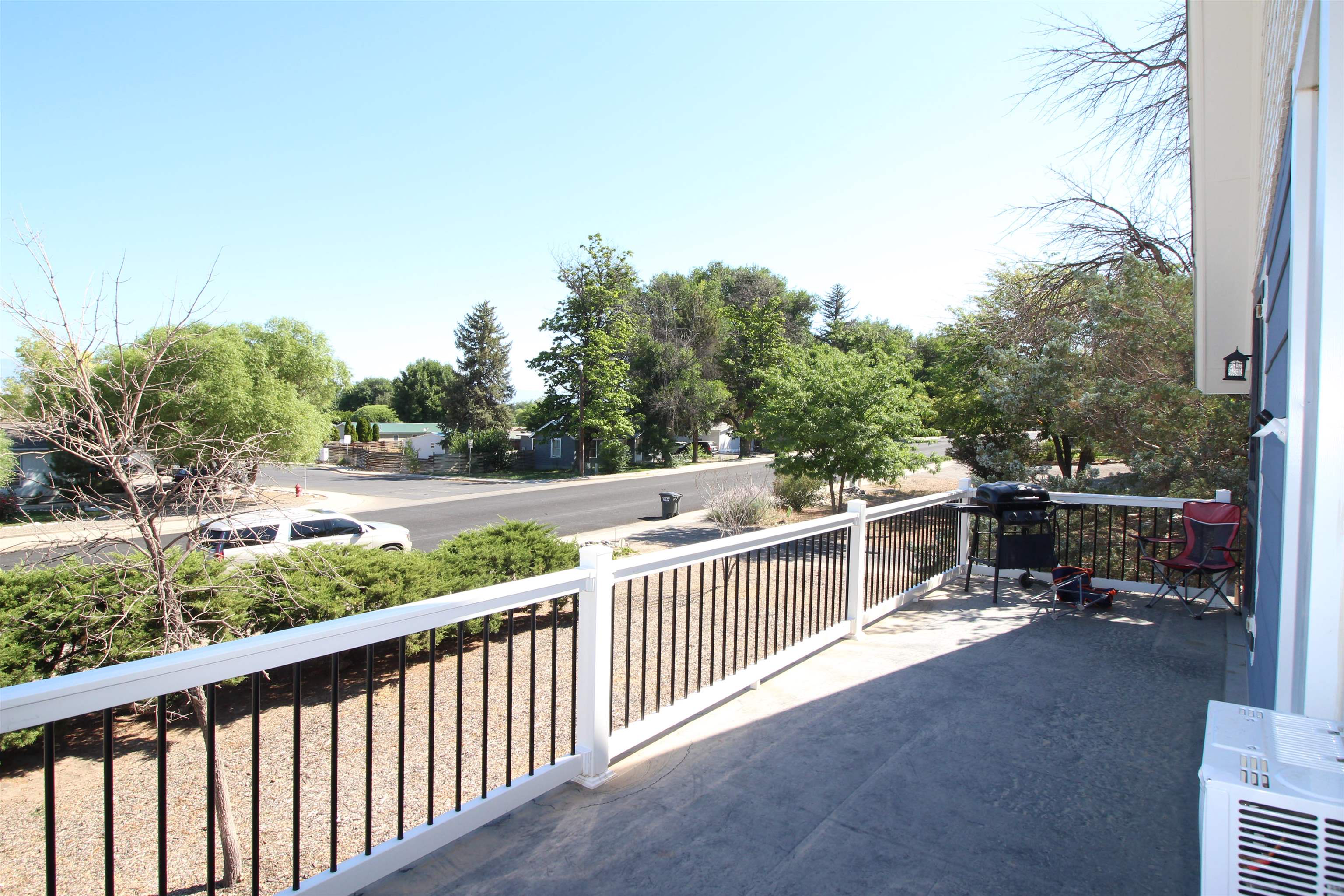 1150 E 7th Street Property Photo 22