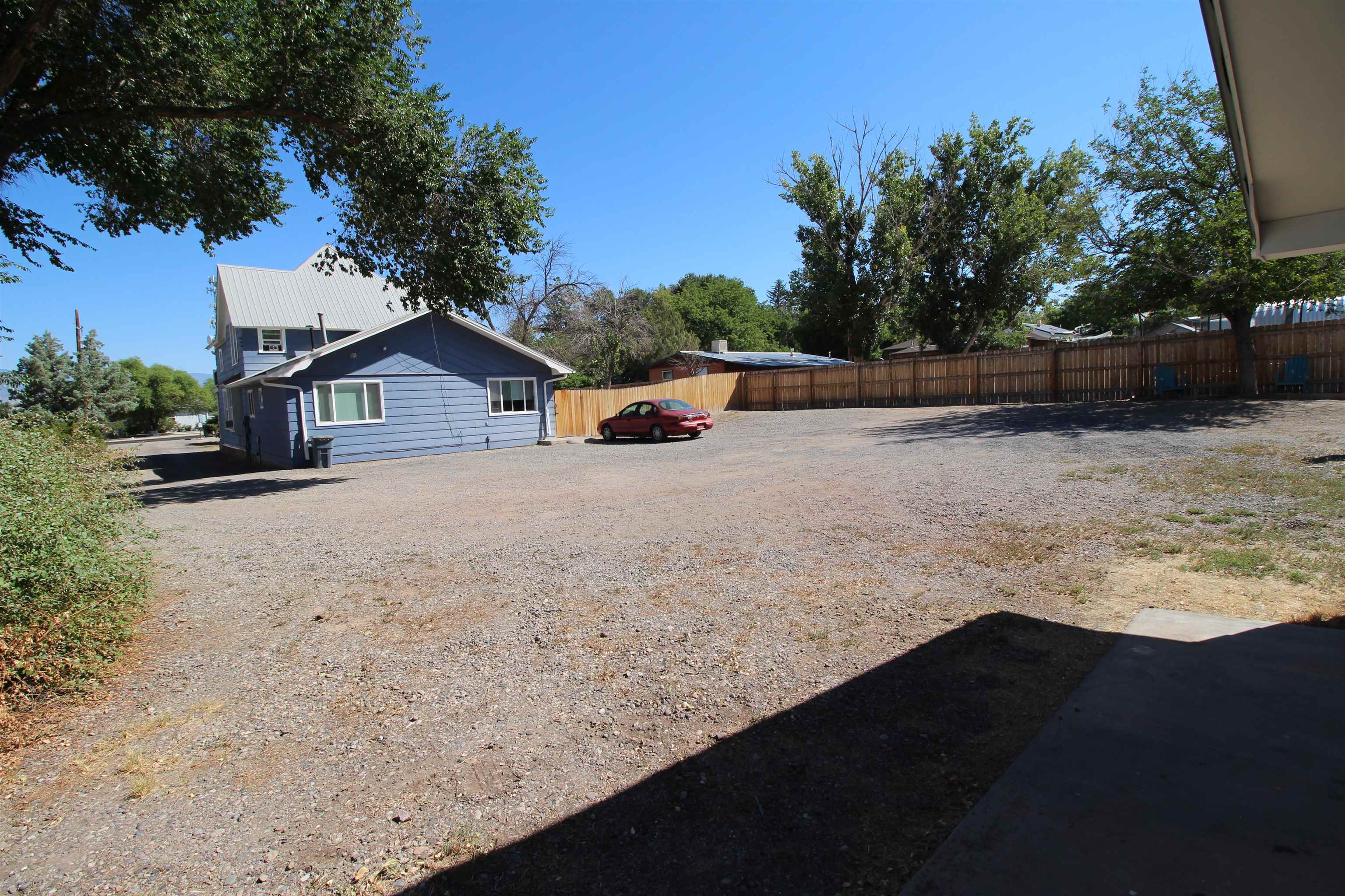 1150 E 7th Street Property Photo 29