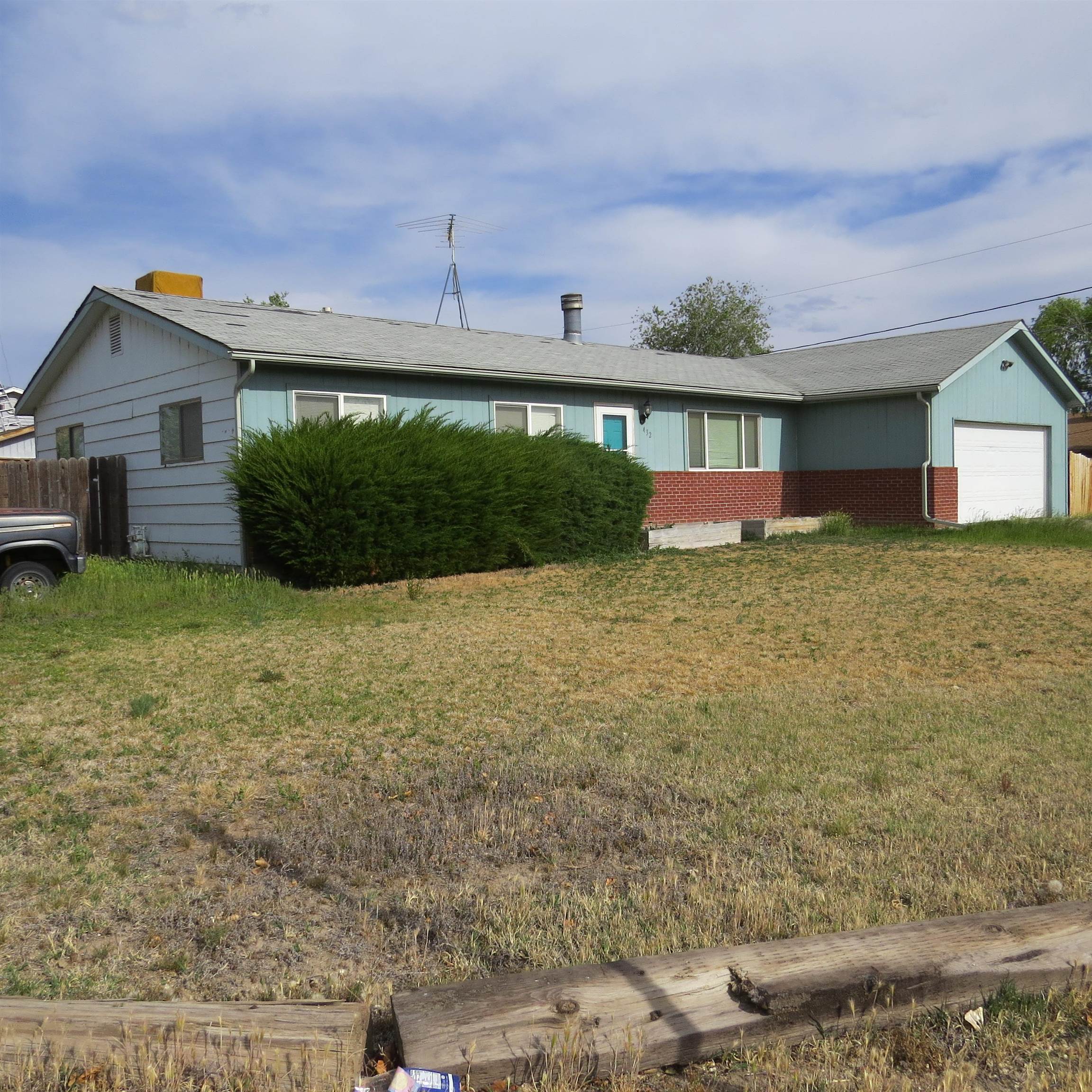 432 32 3/8 Road Property Photo 17