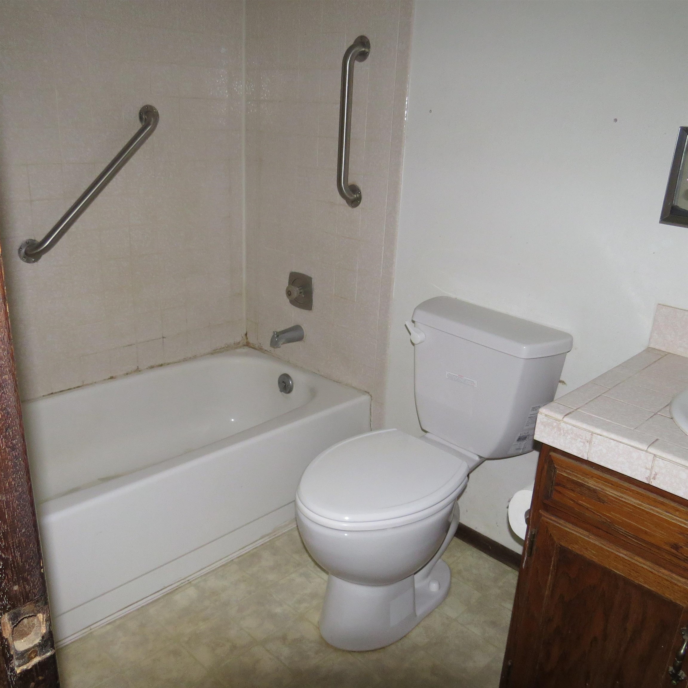 432 32 3/8 Road Property Photo 18