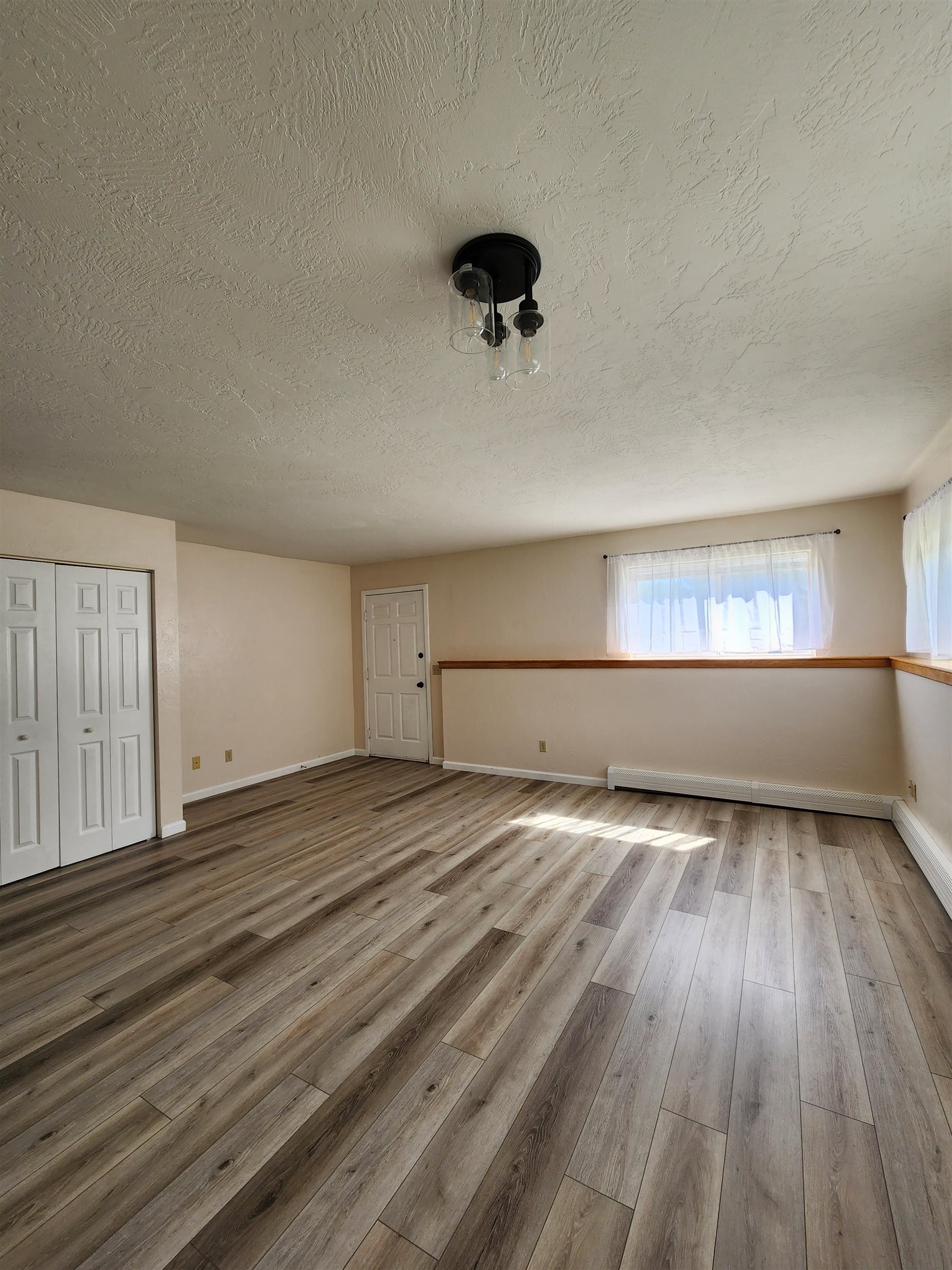 883 Taughenbaugh Boulevard Property Photo 9