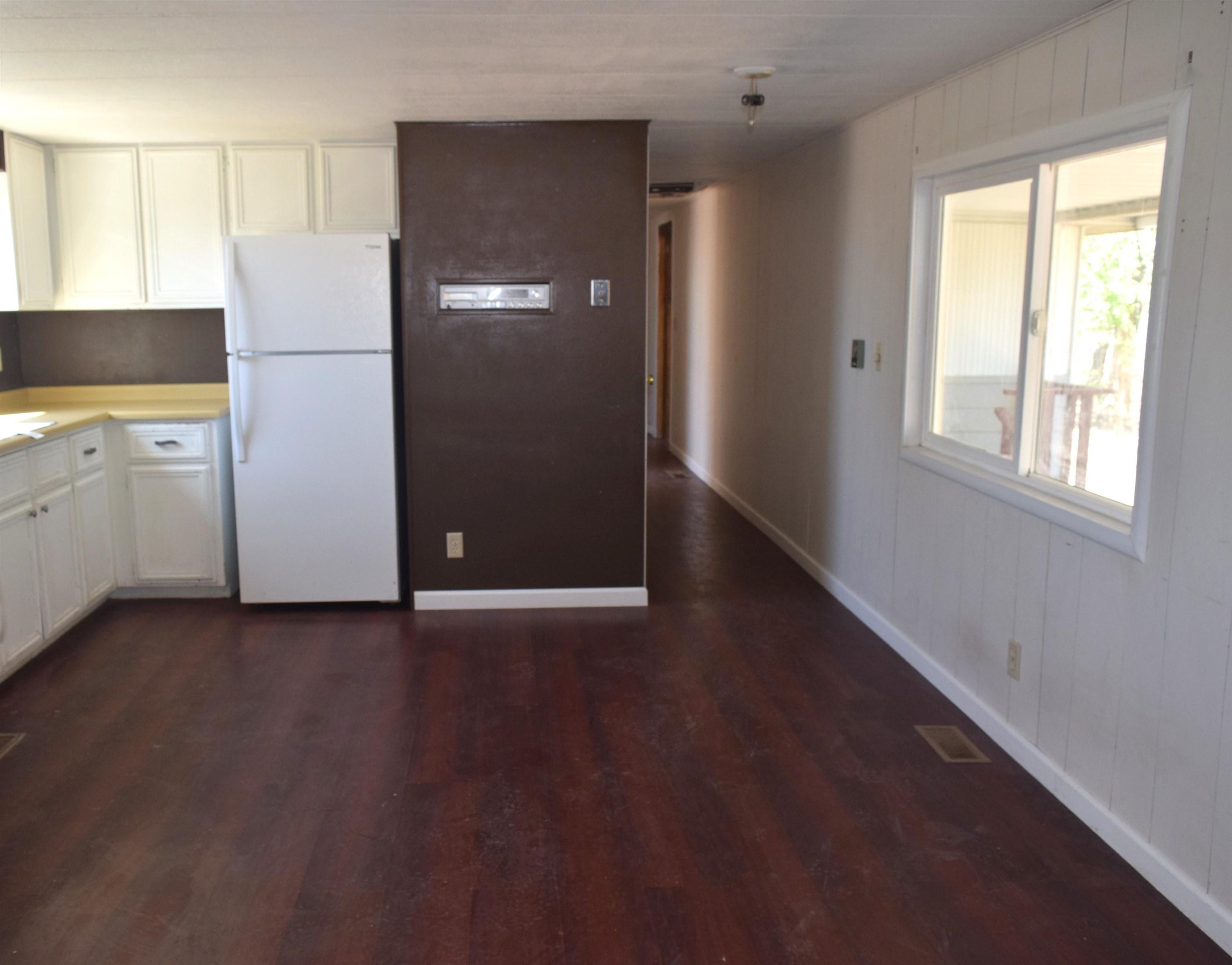 10536 Highway 65 Property Photo 4