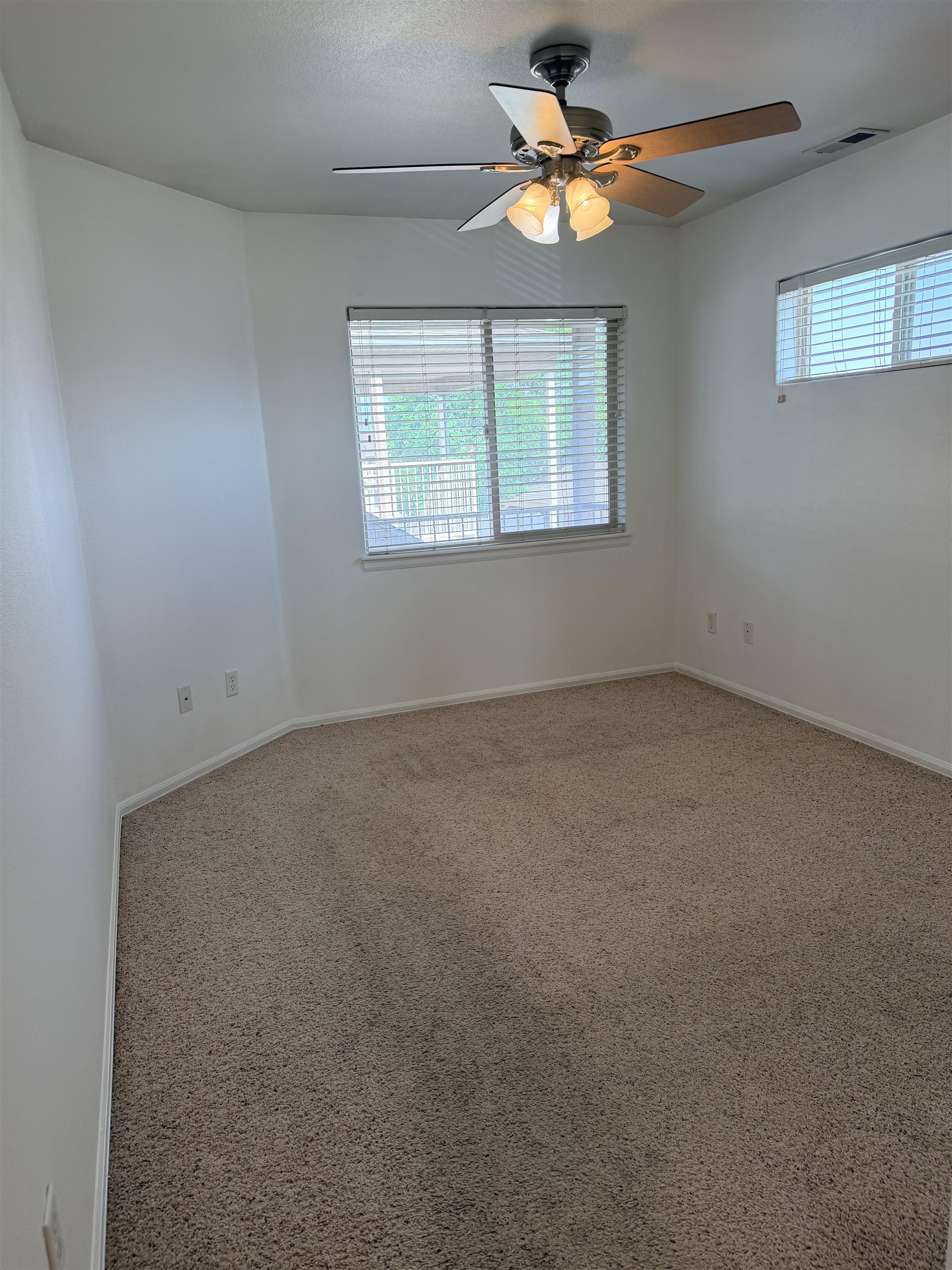 2474 Orion Way Property Photo 14