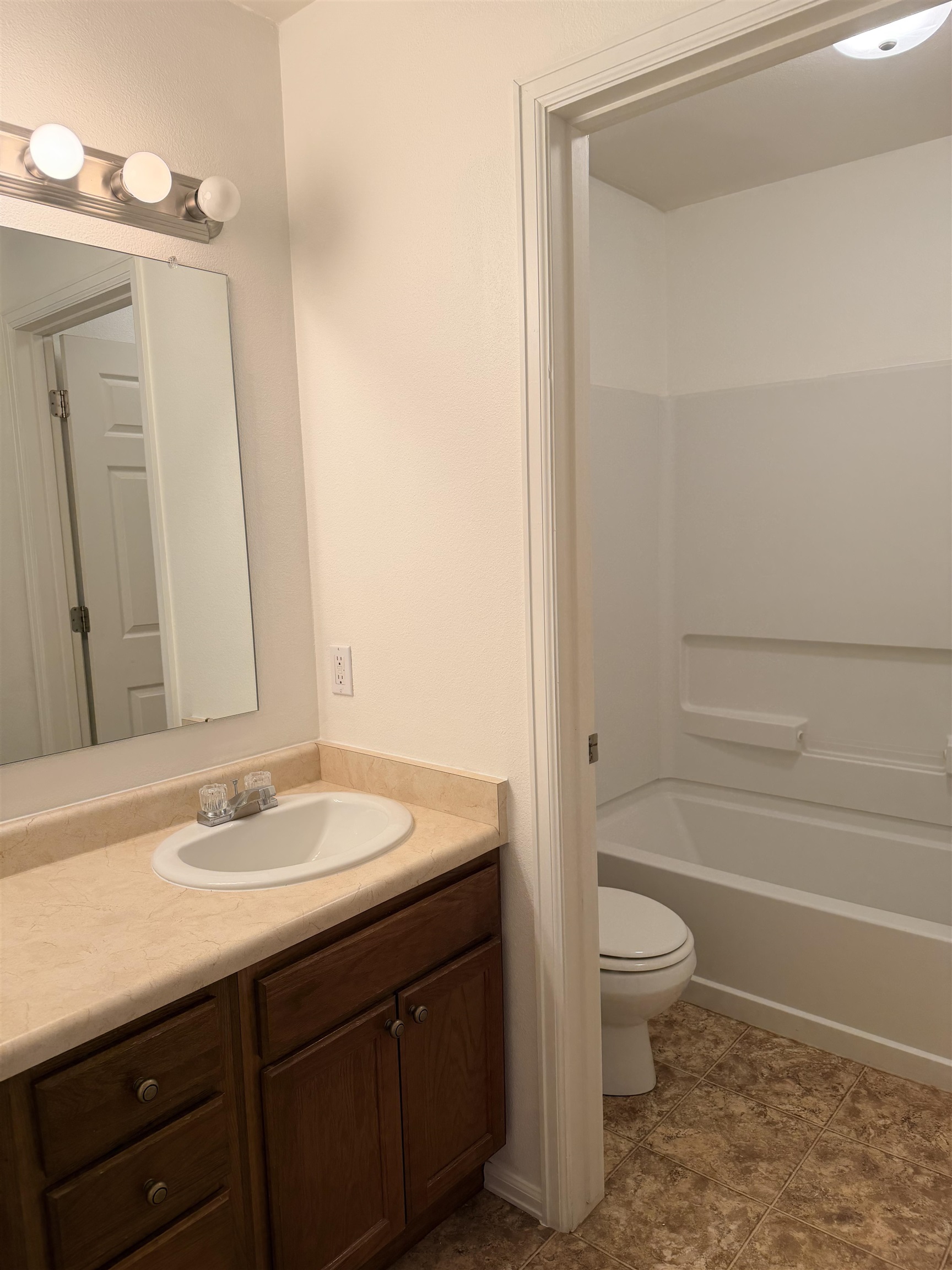 2474 Orion Way Property Photo 18