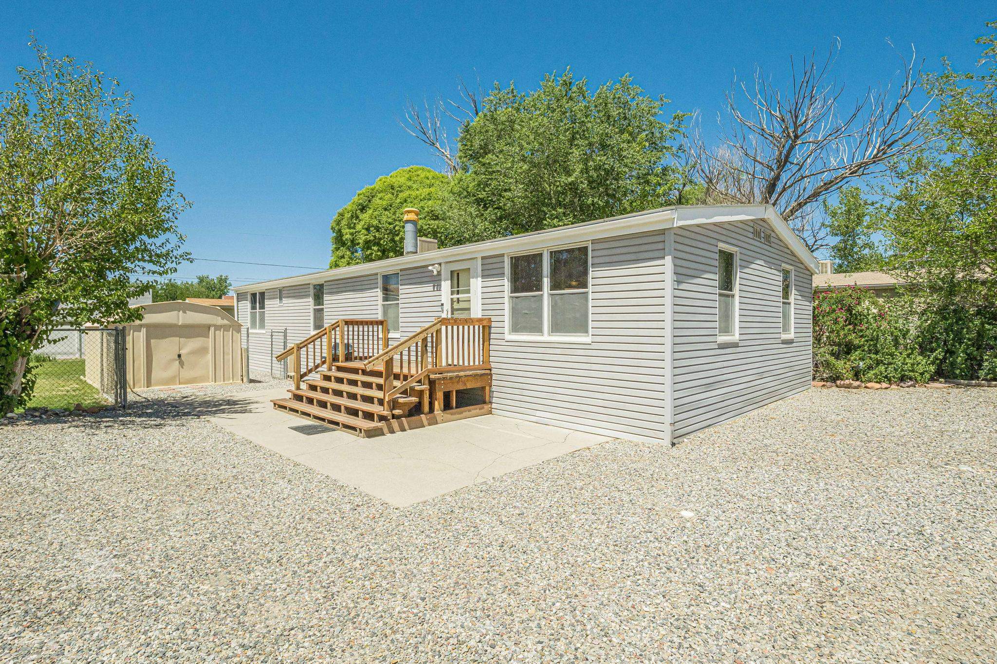 537 Pearce Avenue Property Photo 2