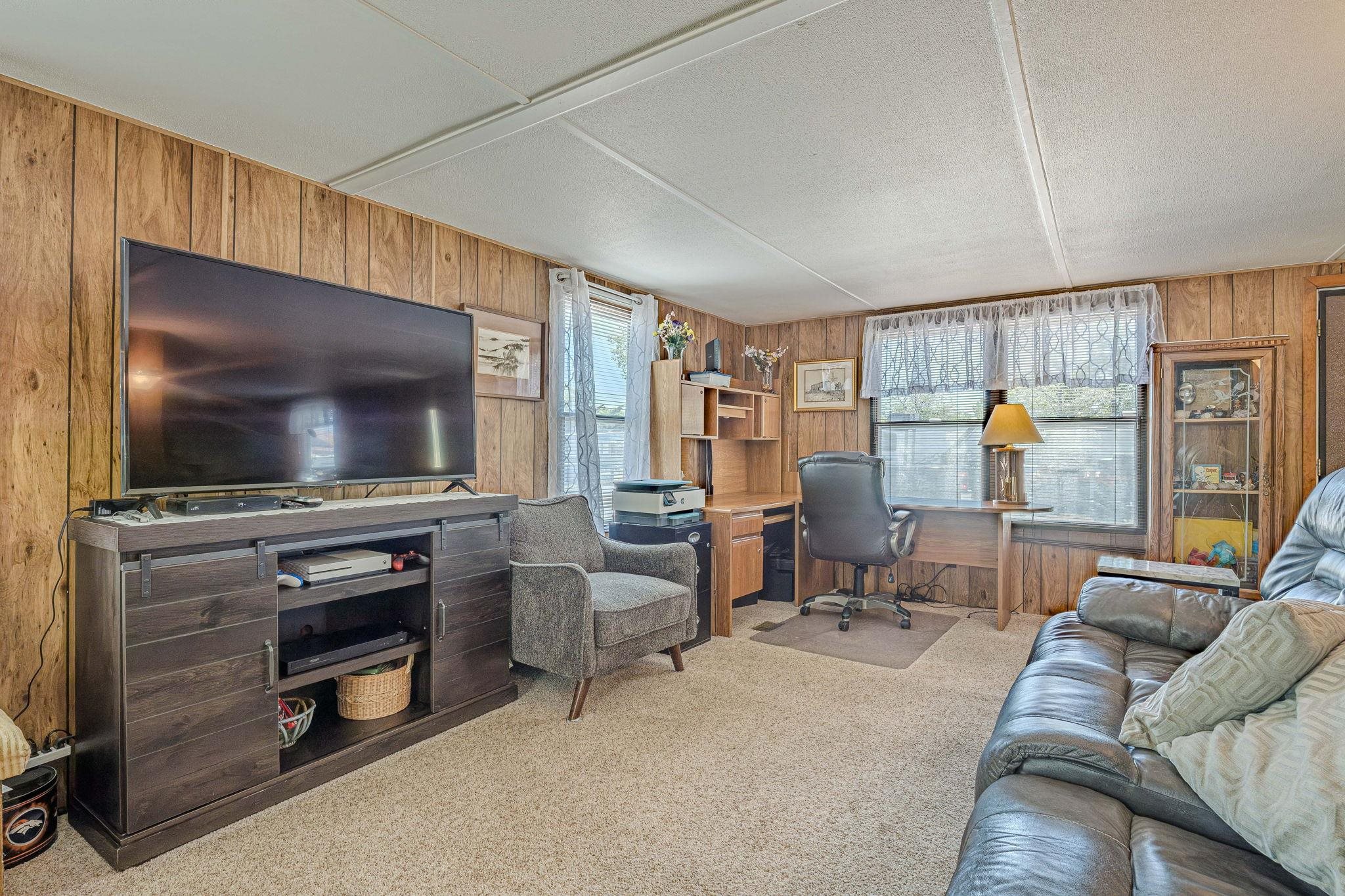 537 Pearce Avenue Property Photo 9