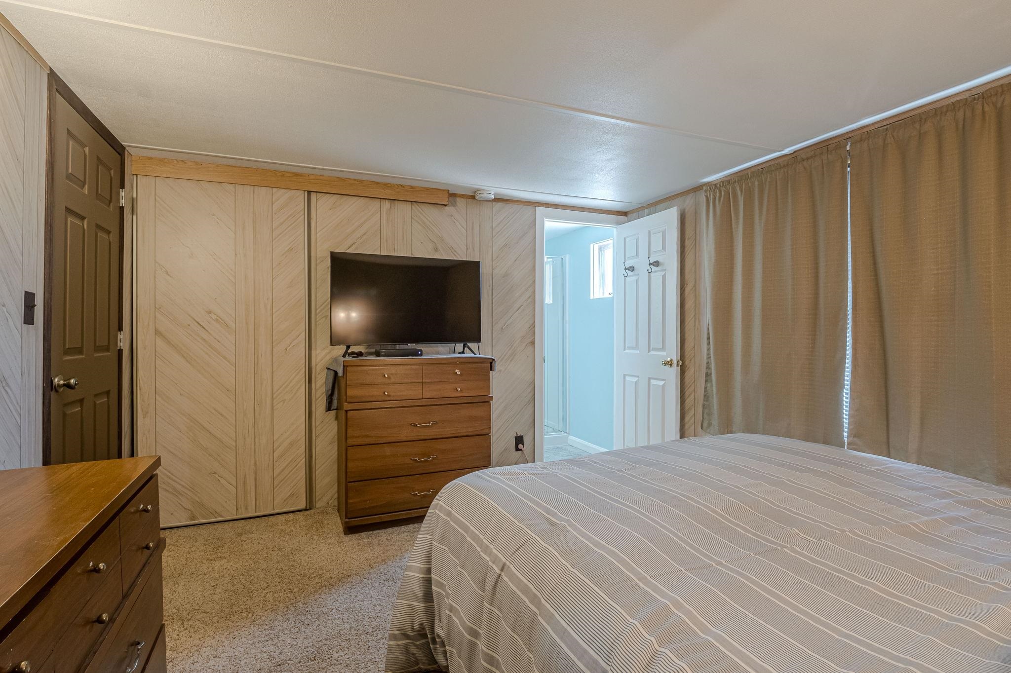 537 Pearce Avenue Property Photo 24