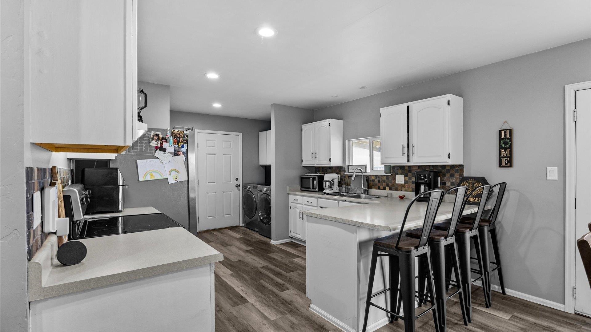 644 32 Road Property Photo 4
