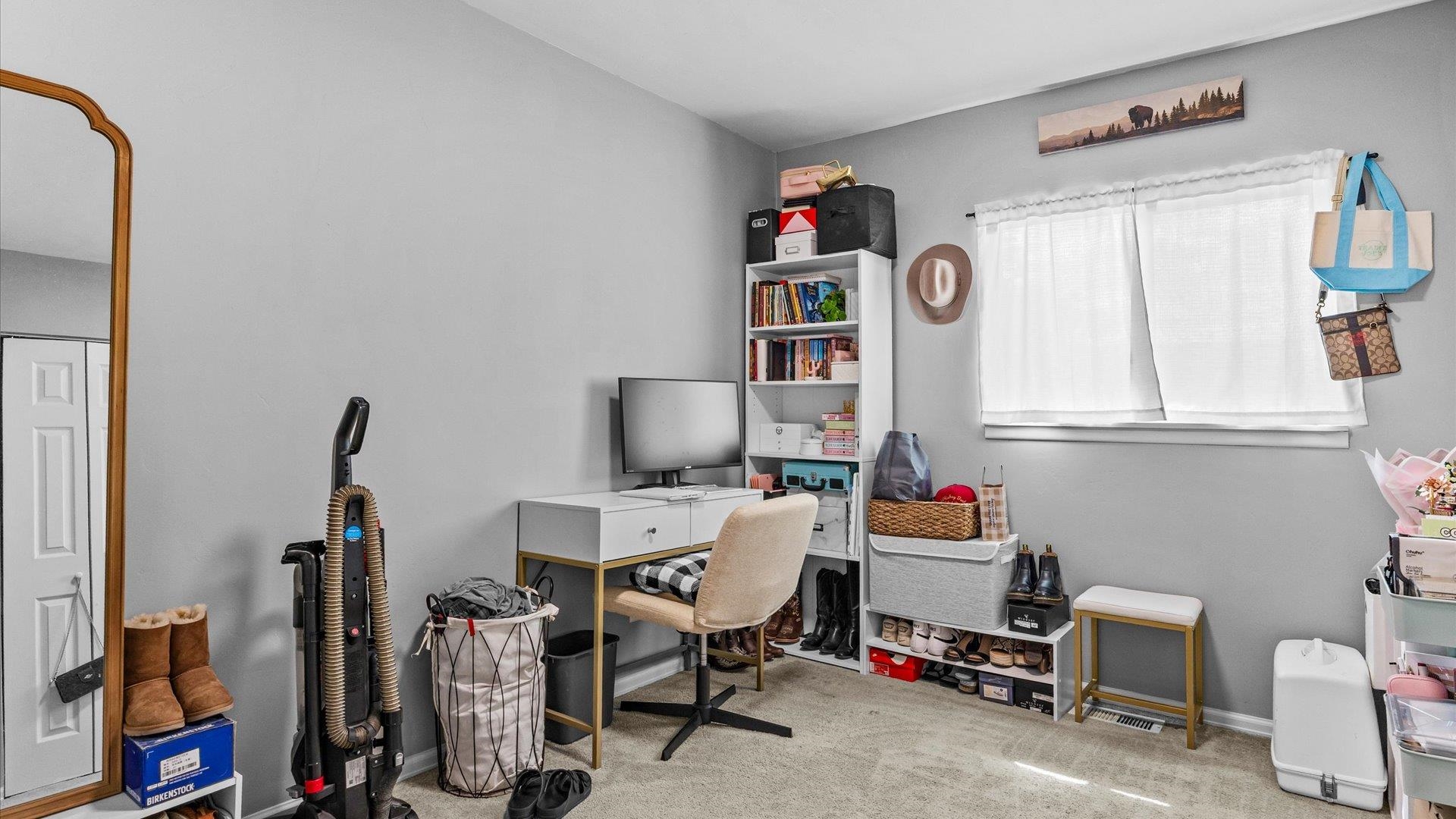 644 32 Road Property Photo 11