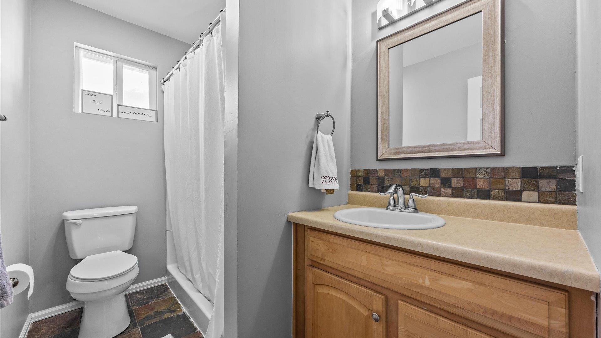 644 32 Road Property Photo 12