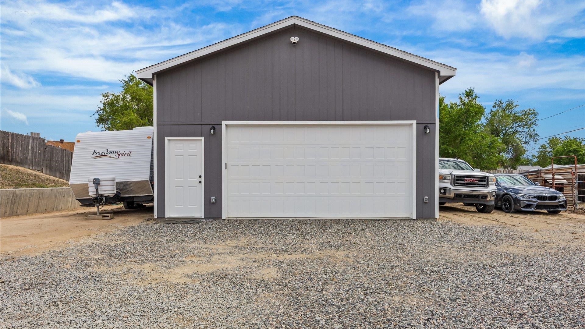 644 32 Road Property Photo 17
