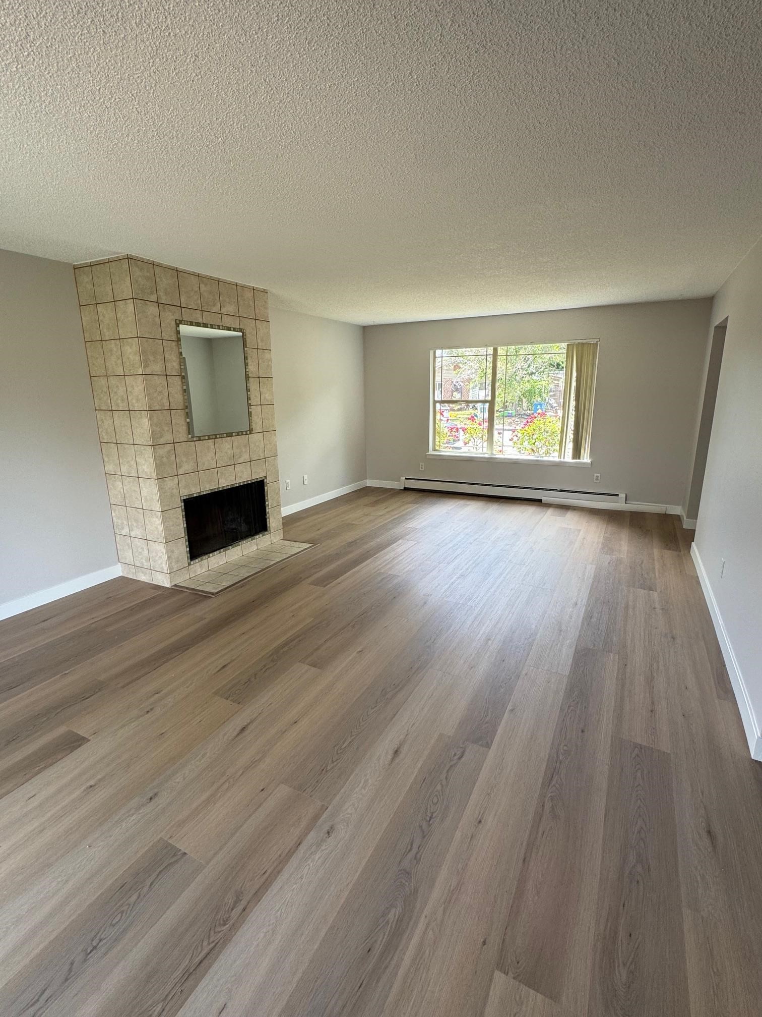 588 1/2 Redwing Lane Property Photo 4