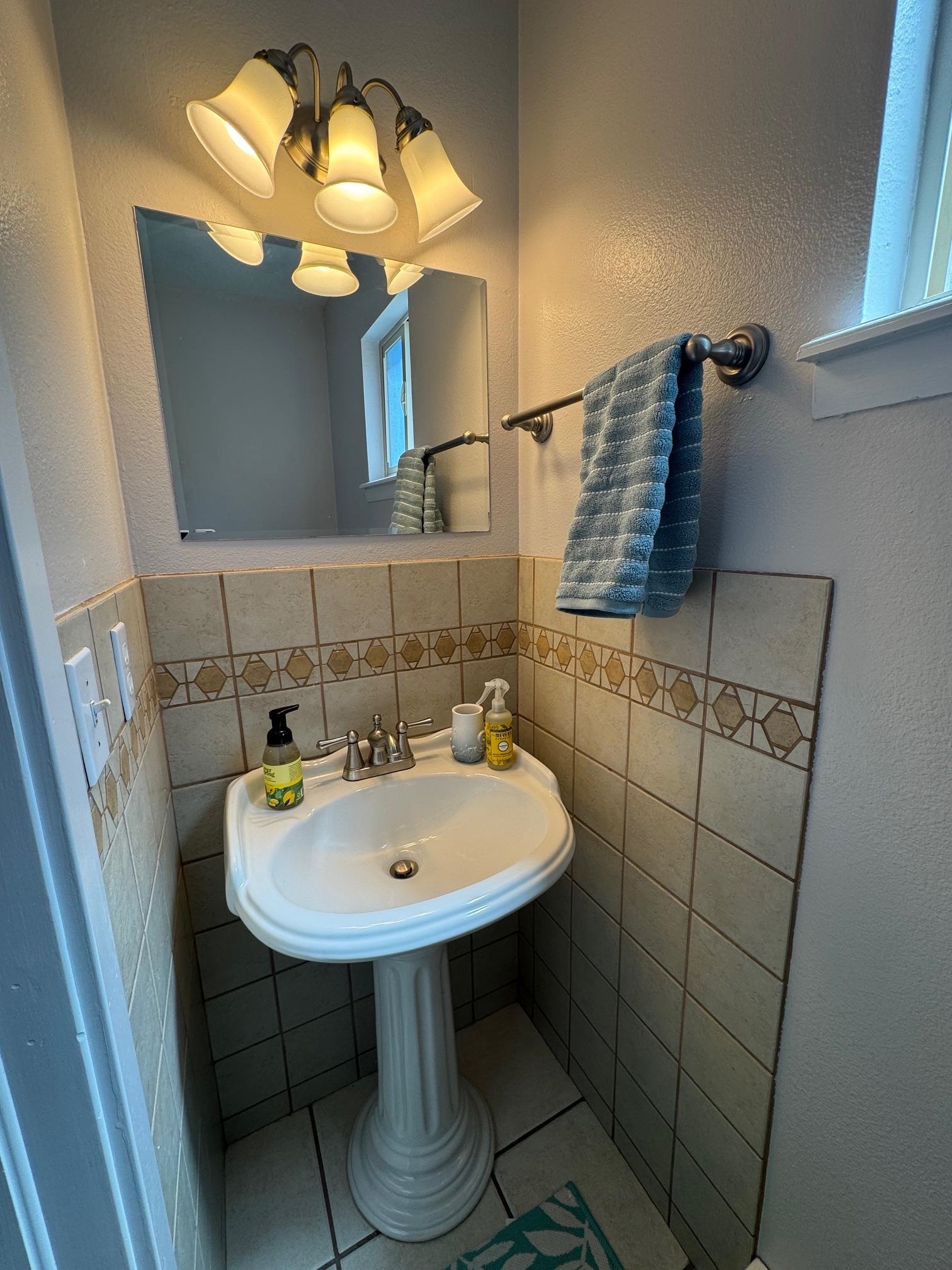 588 1/2 Redwing Lane Property Photo 7