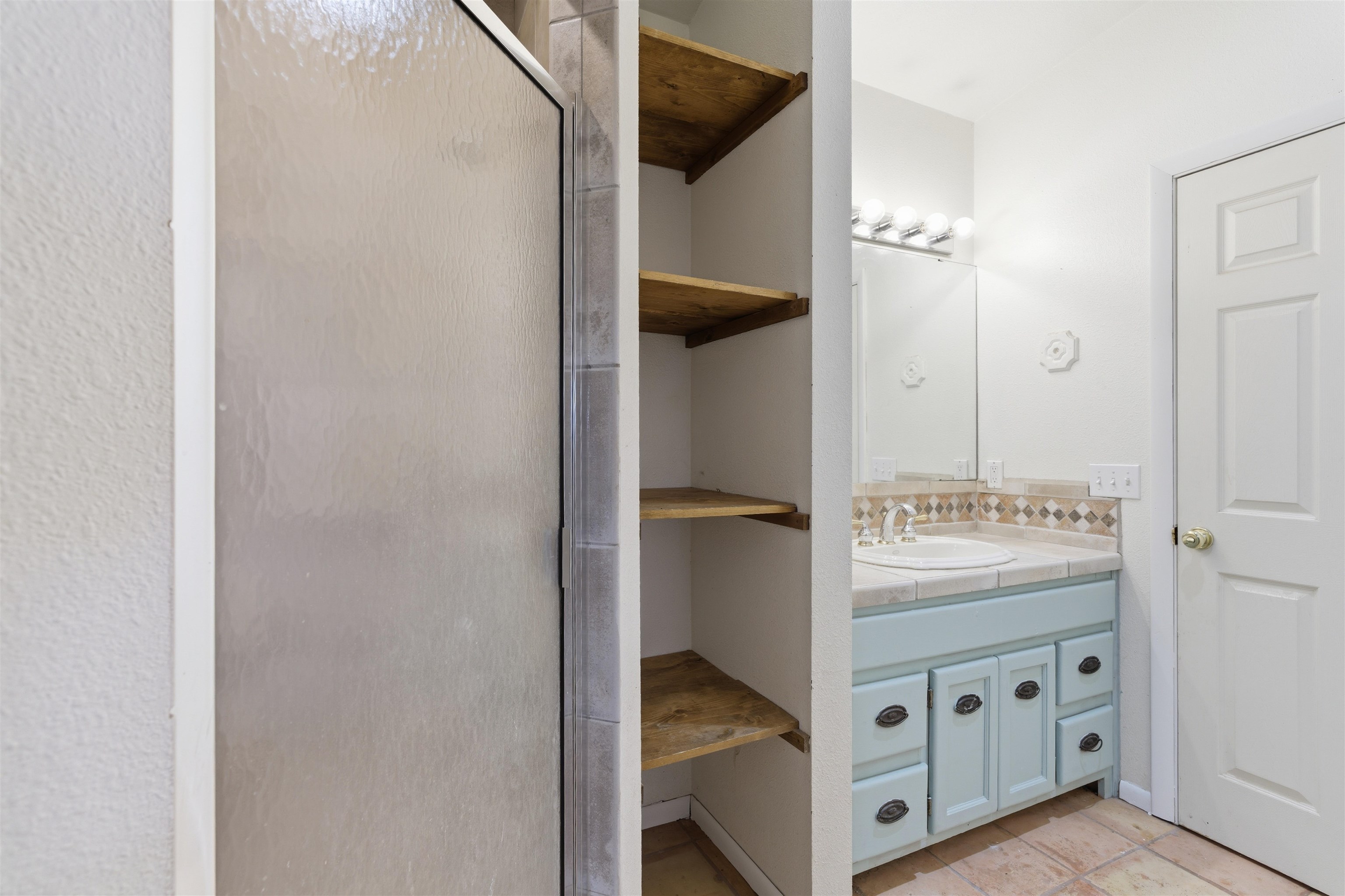 16216 2600 Road Property Photo 15