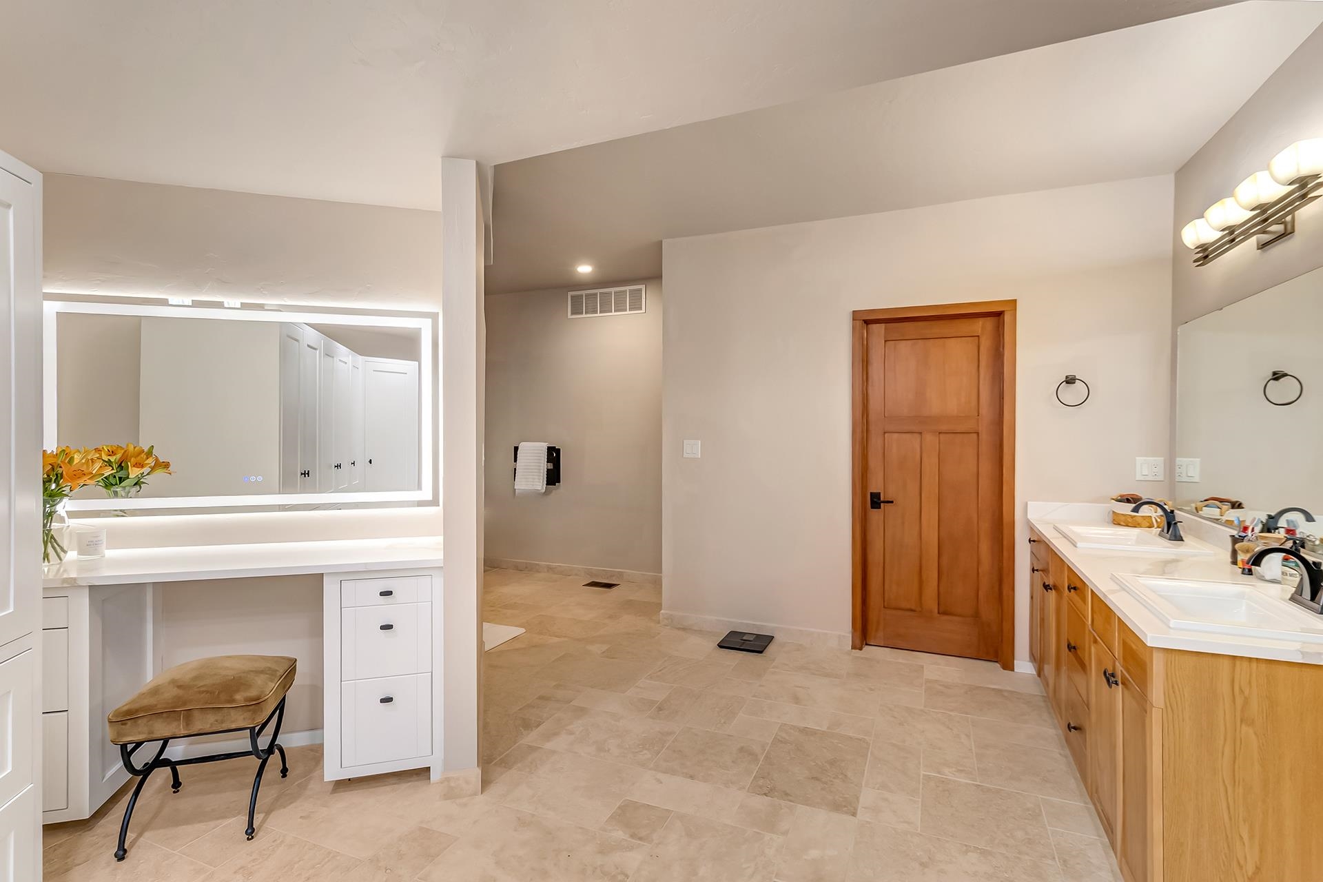 724 Ivanhoe Way Property Photo 17