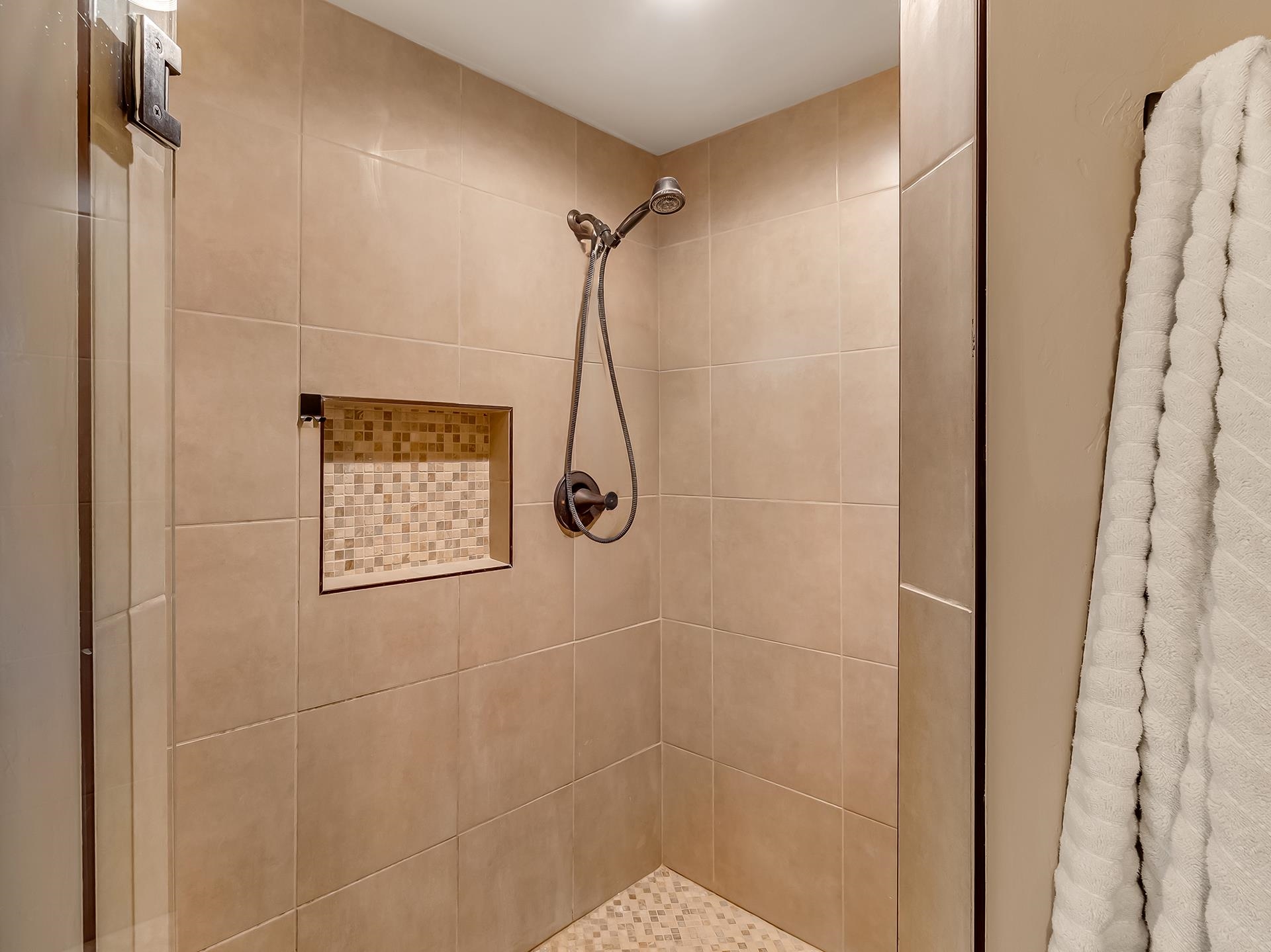 724 Ivanhoe Way Property Photo 20