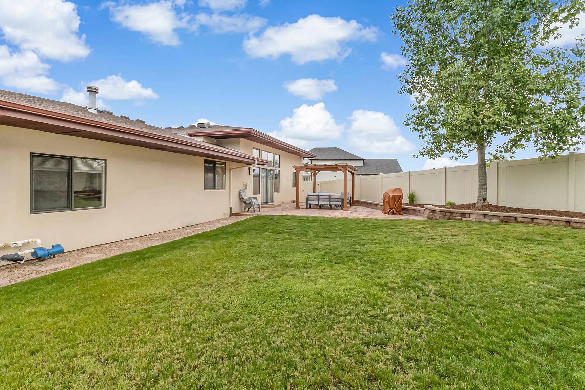 724 Ivanhoe Way Property Photo 32