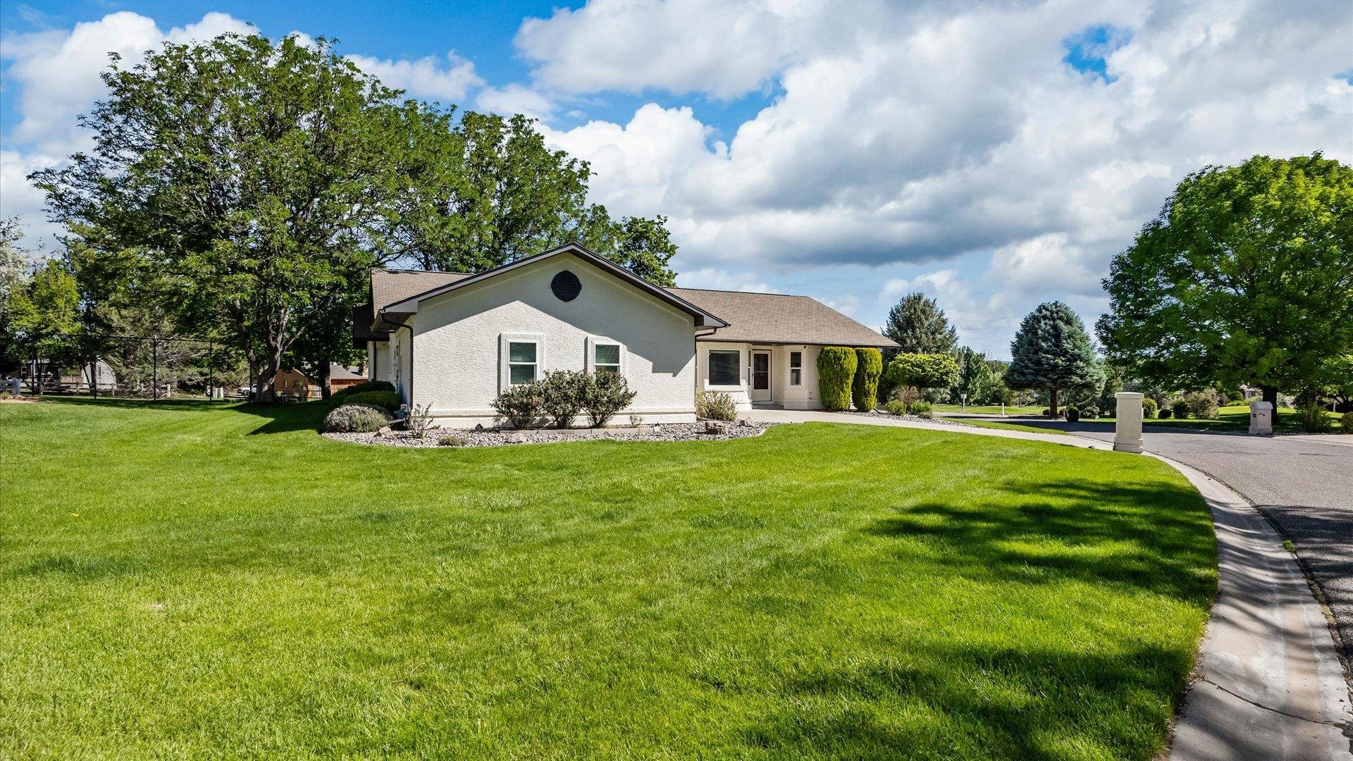 521 Liberty Cap Court Property Photo 33