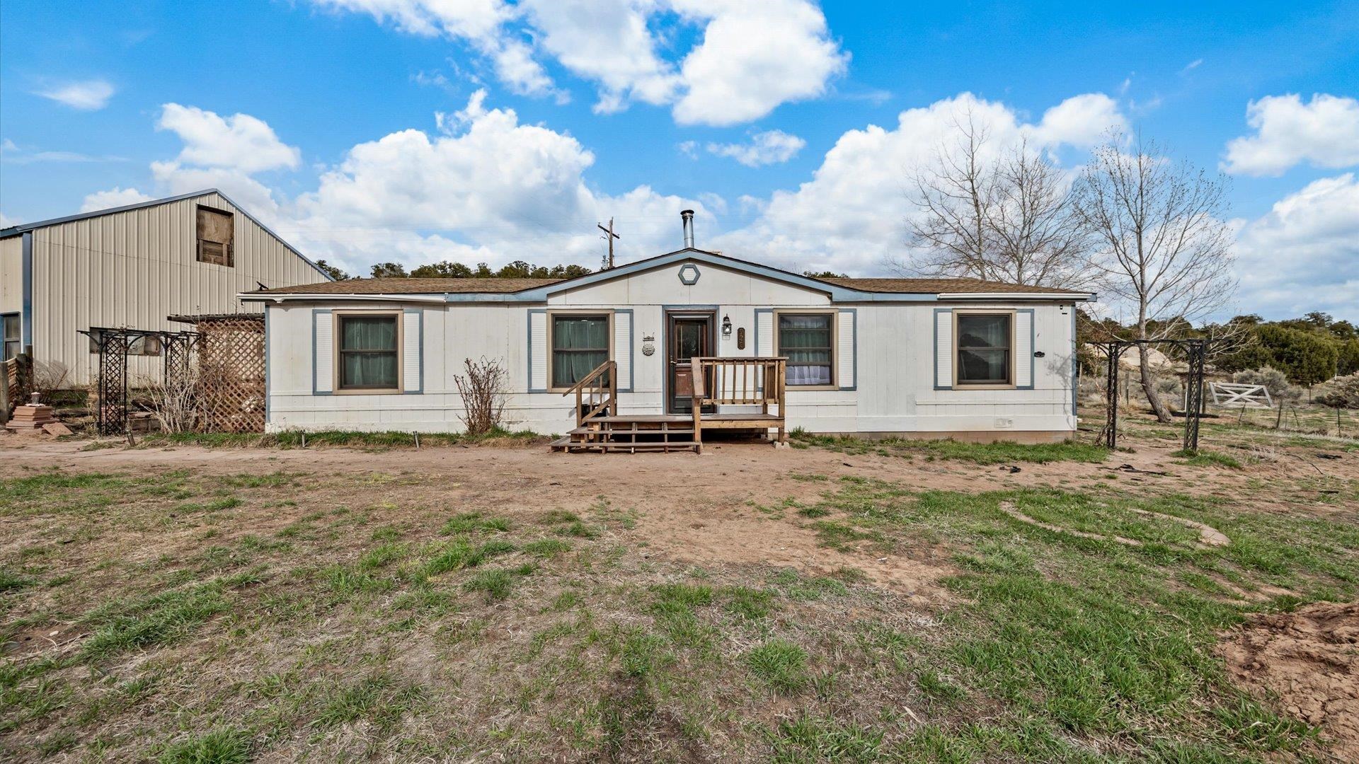 920 S 16 1/2 Road Property Photo 1