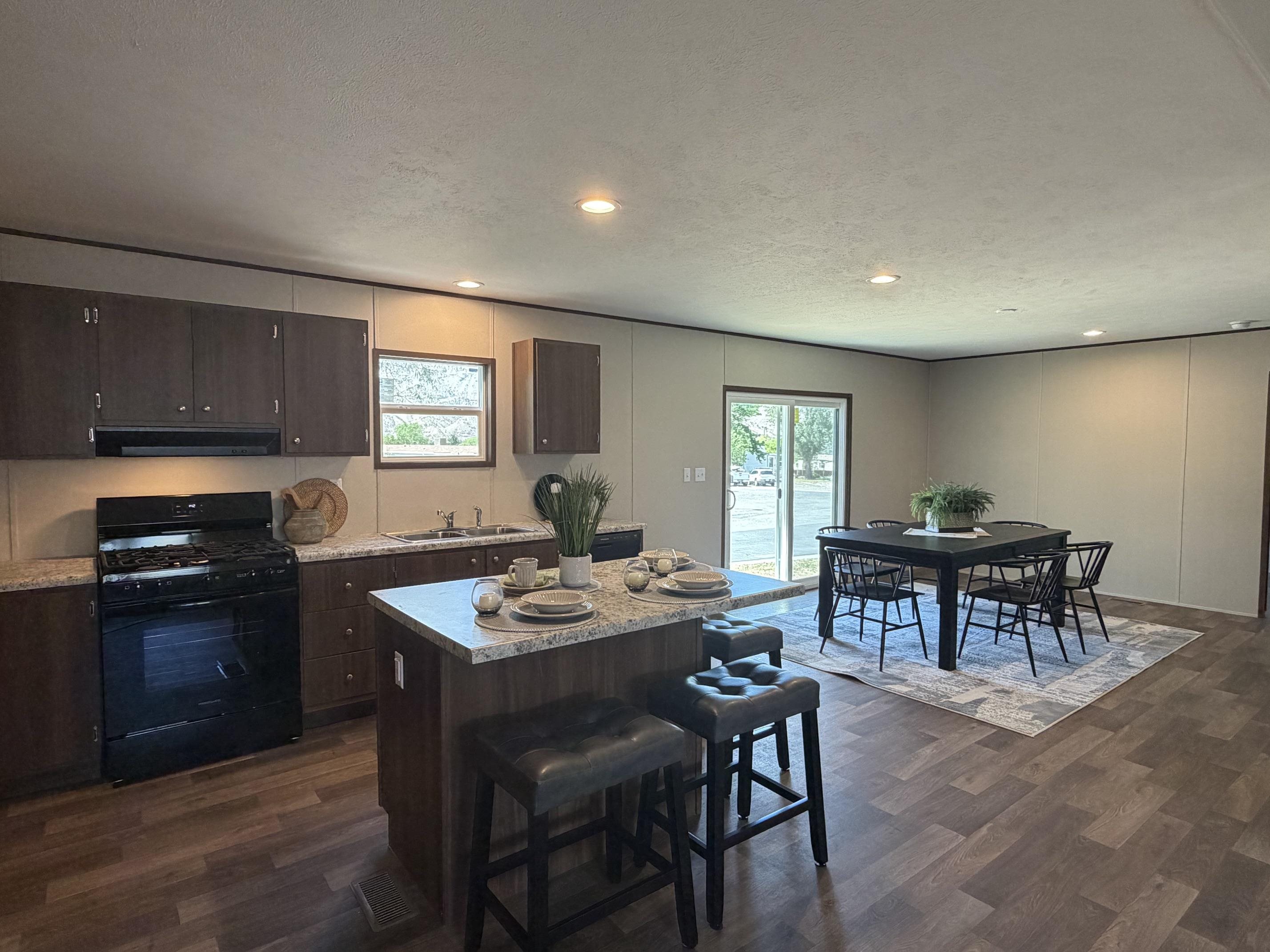 235 Silver Queen Circle Property Photo 5