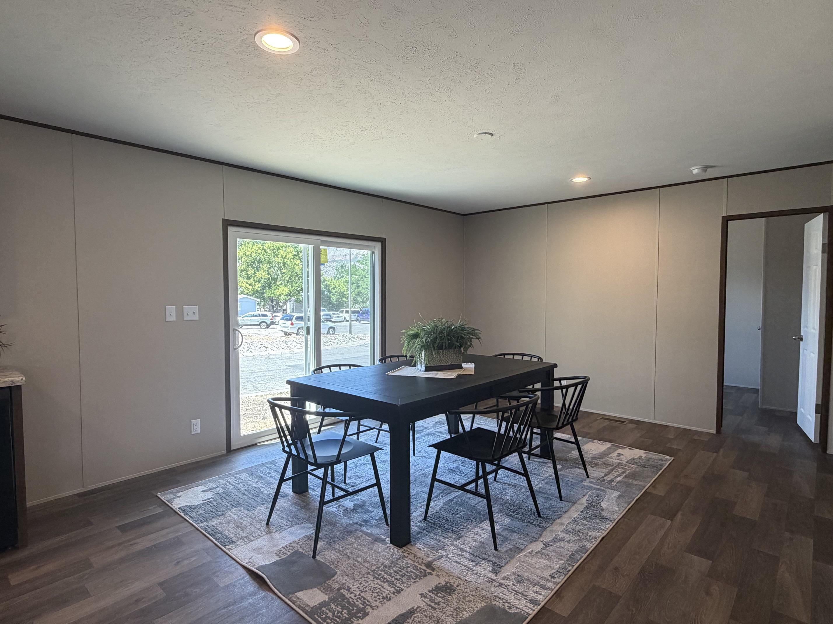235 Silver Queen Circle Property Photo 7