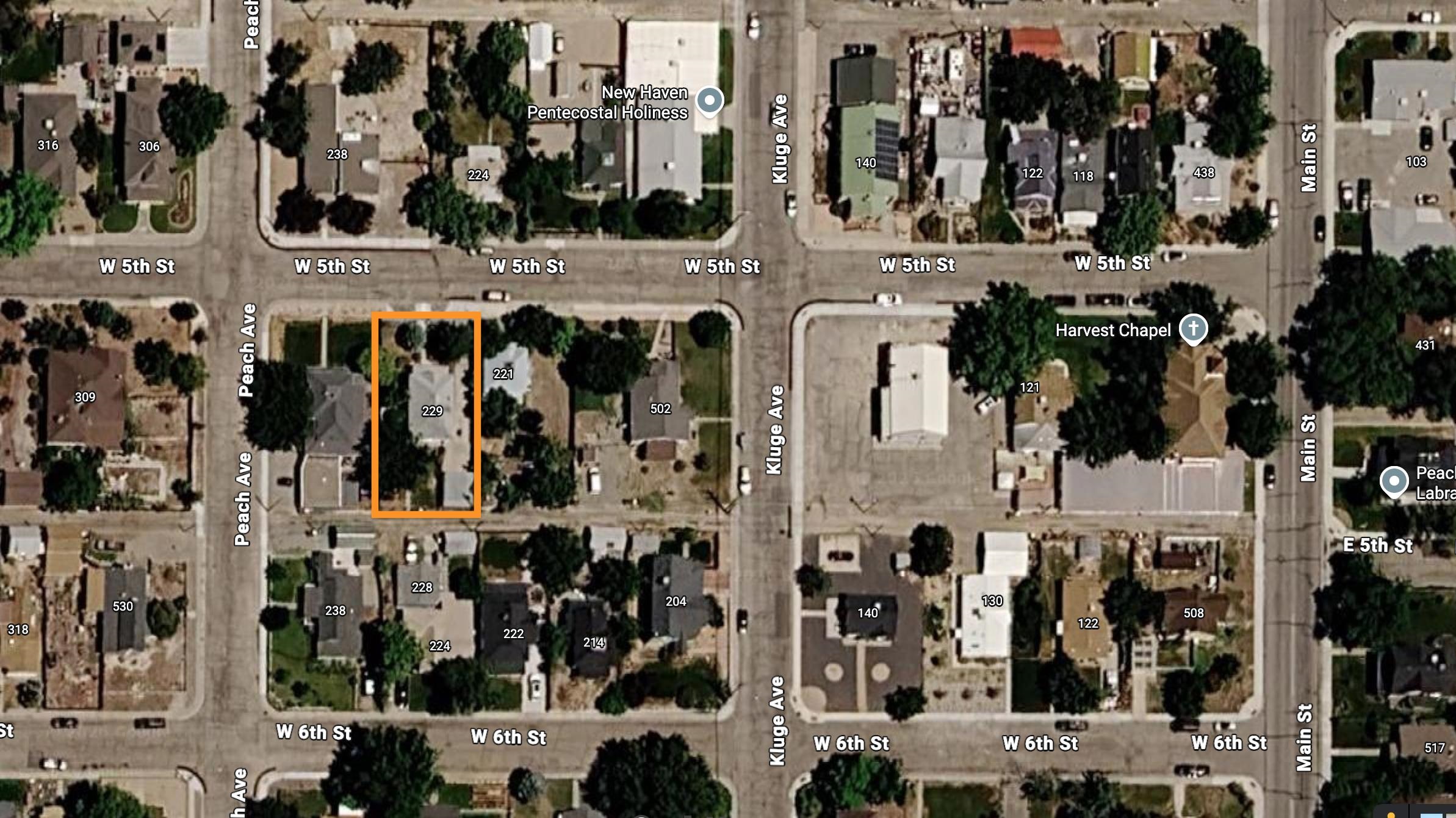 229 W 5th Street Property Photo 25