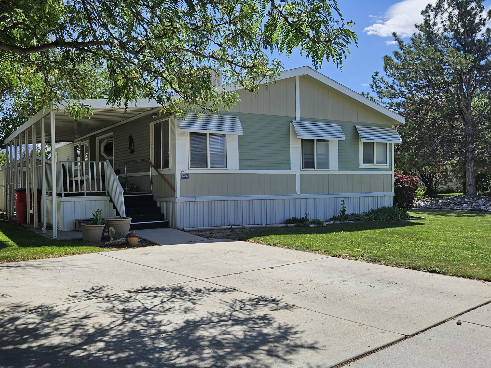 435 32 Road Property Photo 3