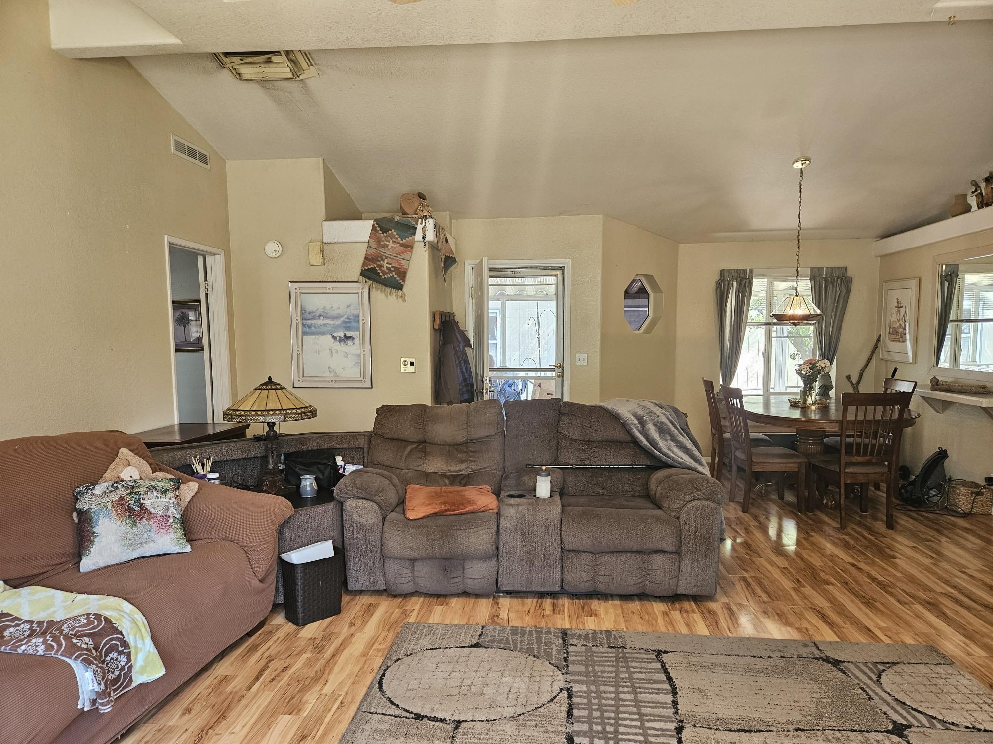 435 32 Road Property Photo 8