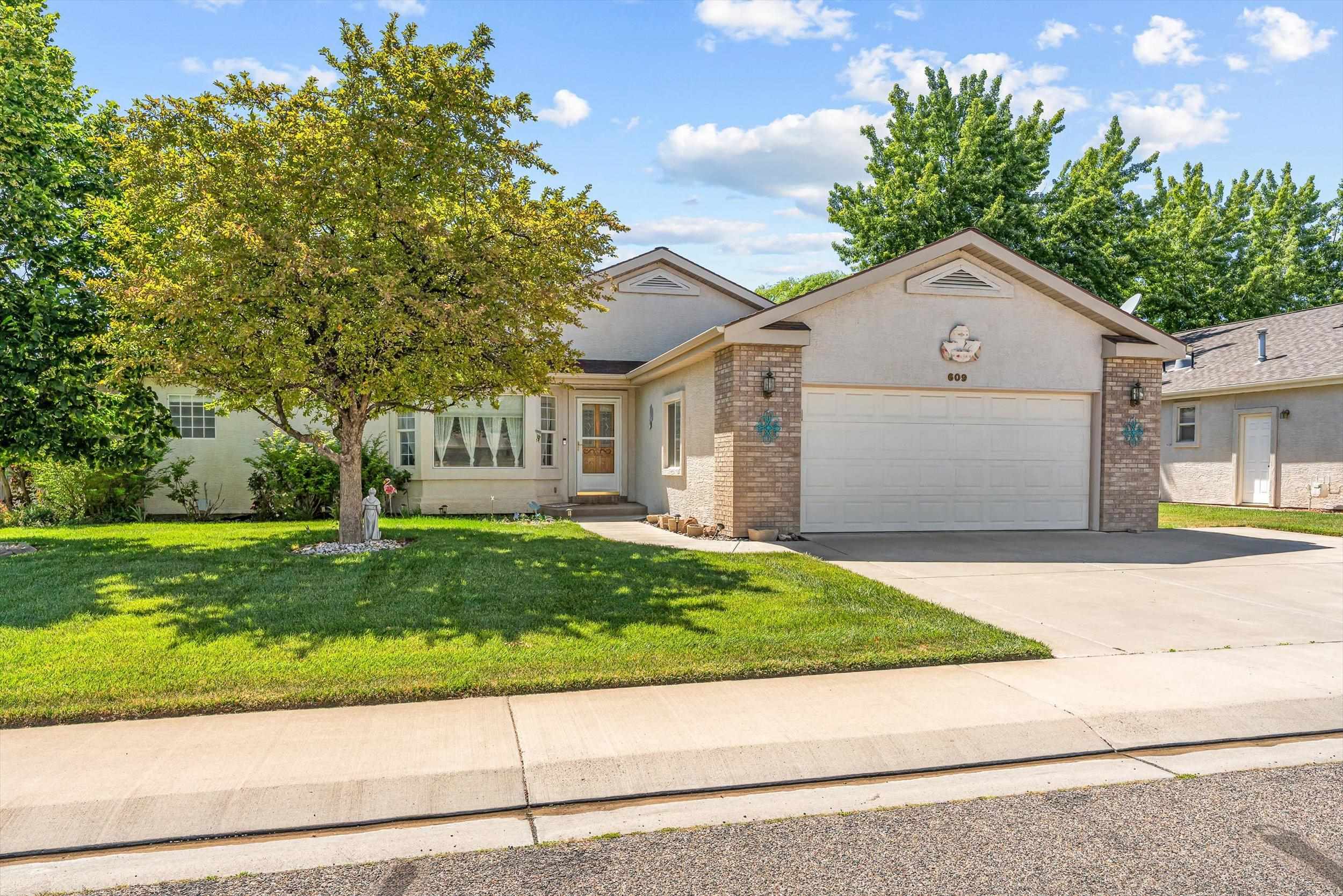 609 Shadowbrook Drive