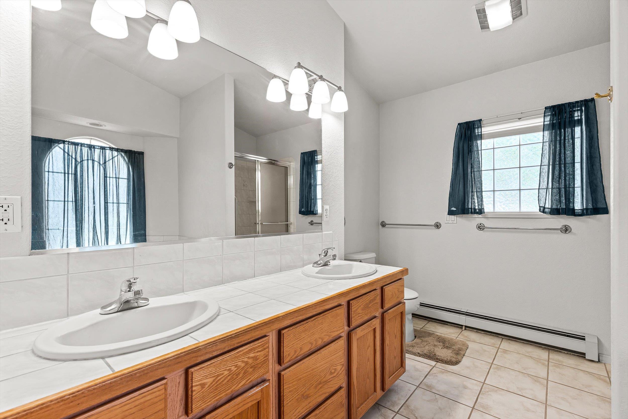 609 Shadowbrook Drive Property Photo 16
