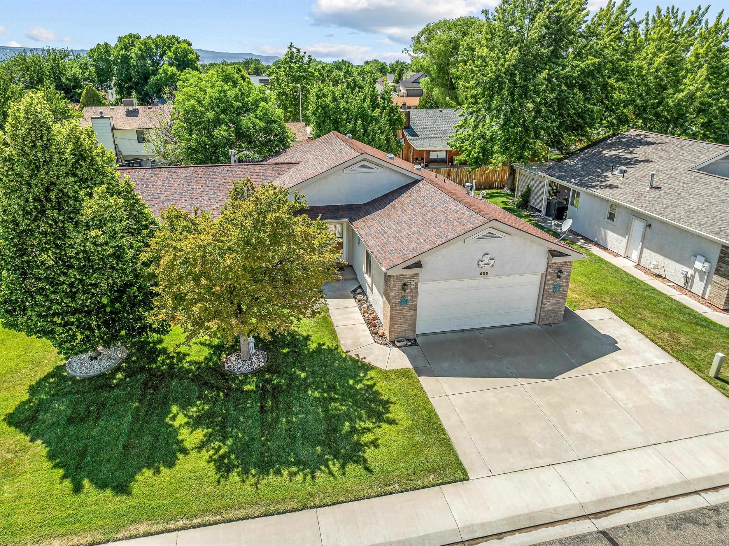 609 Shadowbrook Drive Property Photo 32