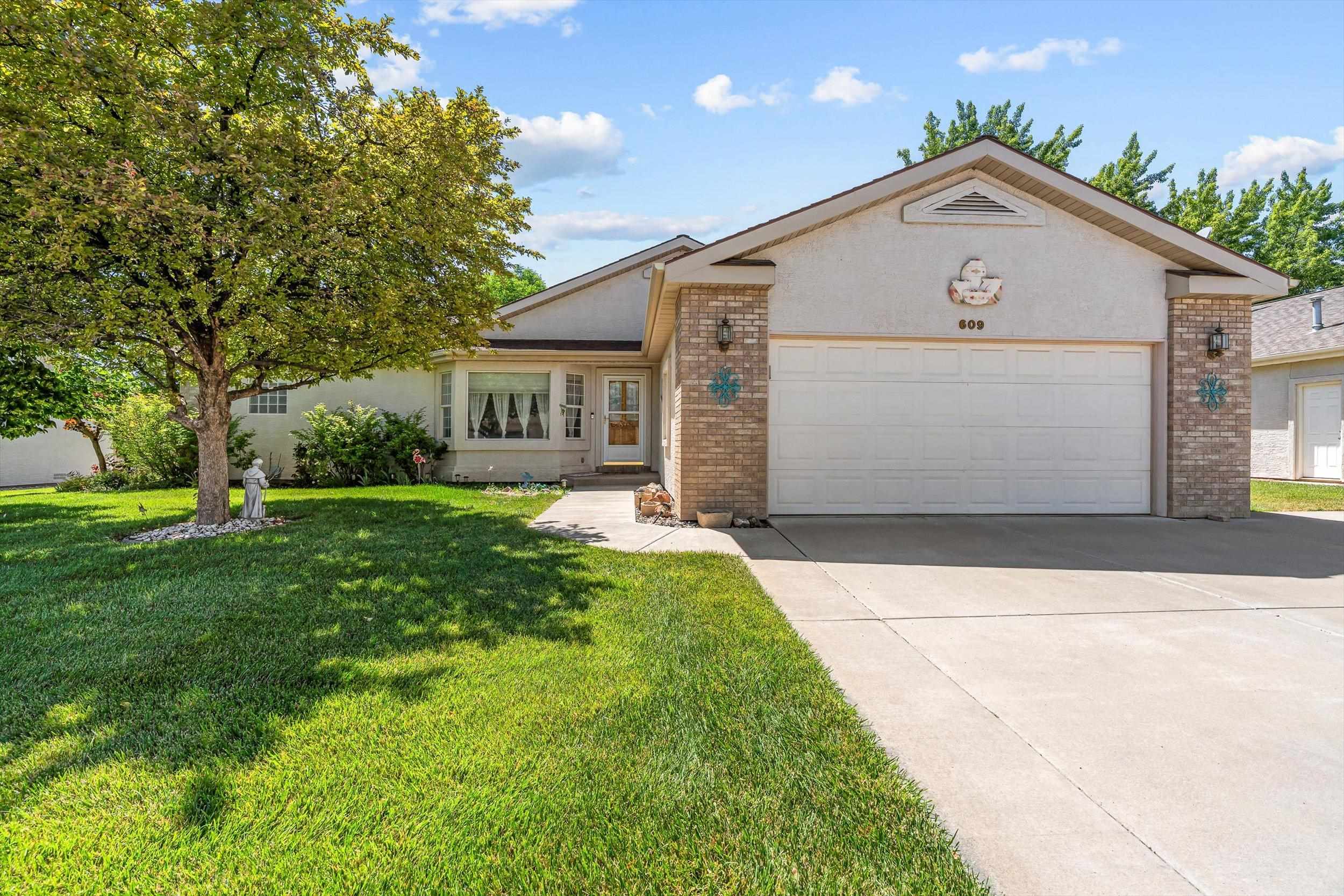609 Shadowbrook Drive Property Photo 33