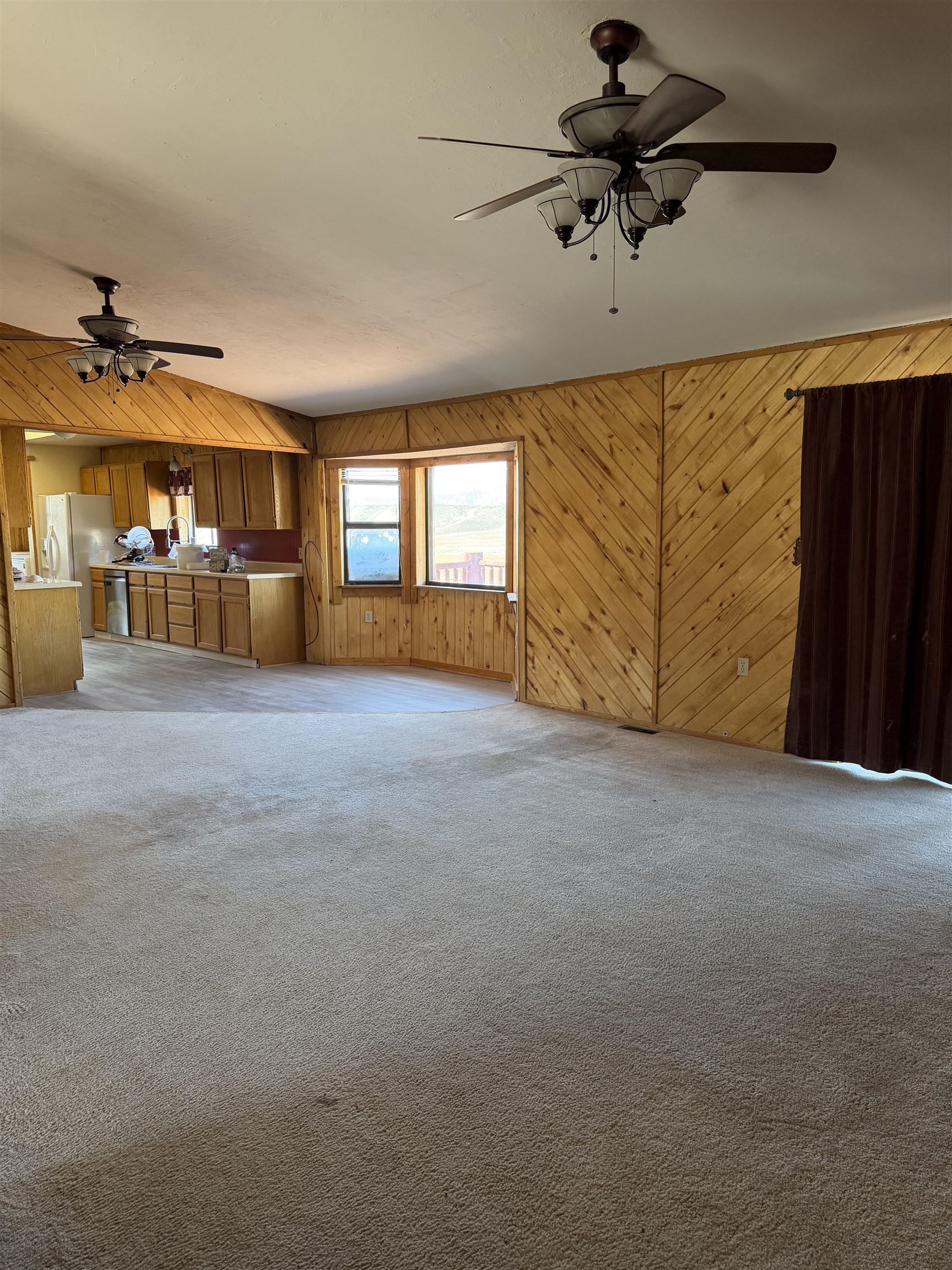 195 Wilson Boulevard Property Photo 5
