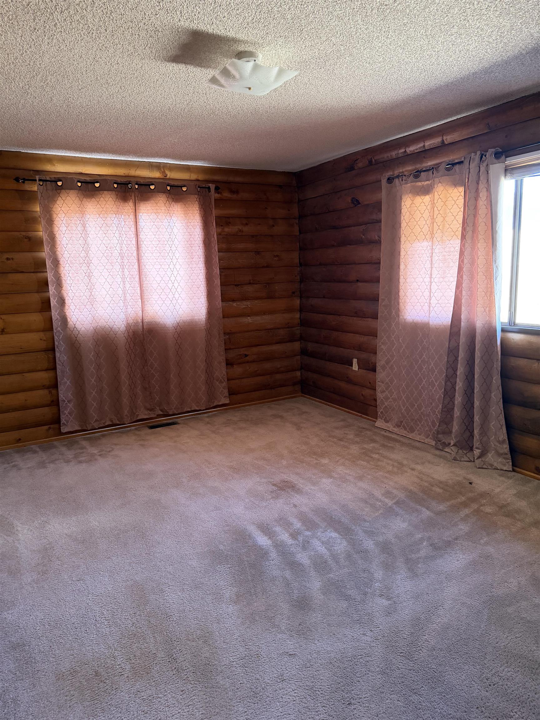 195 Wilson Boulevard Property Photo 12