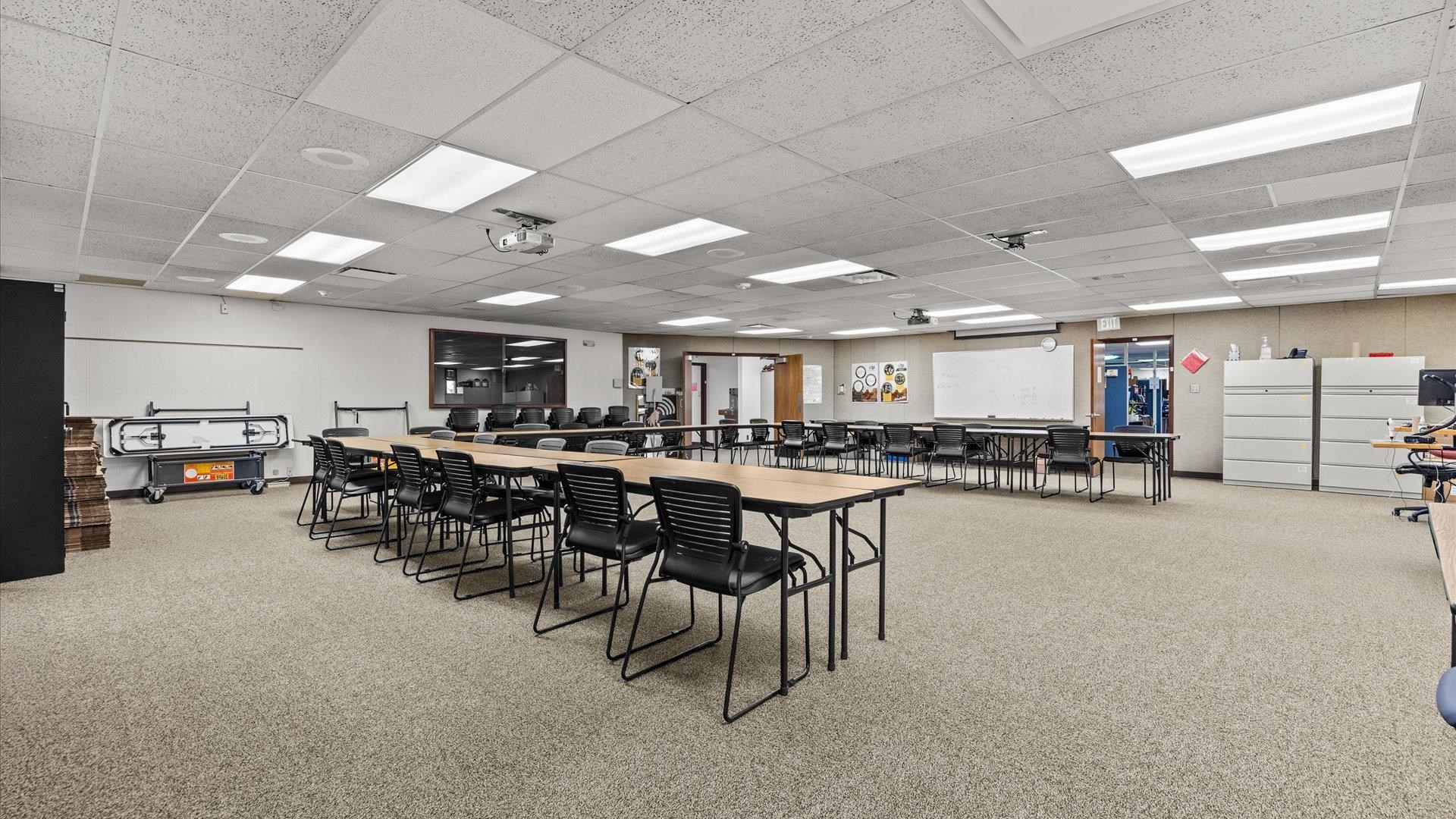 596 N Westgate Drive Property Photo 23