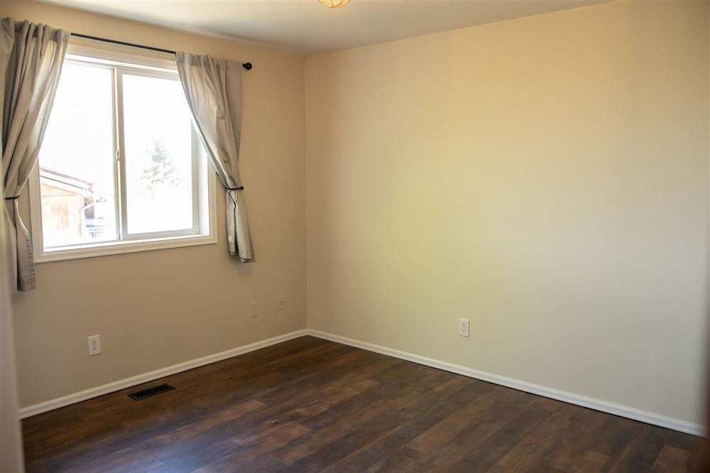 500 W Rider Road Property Photo 11
